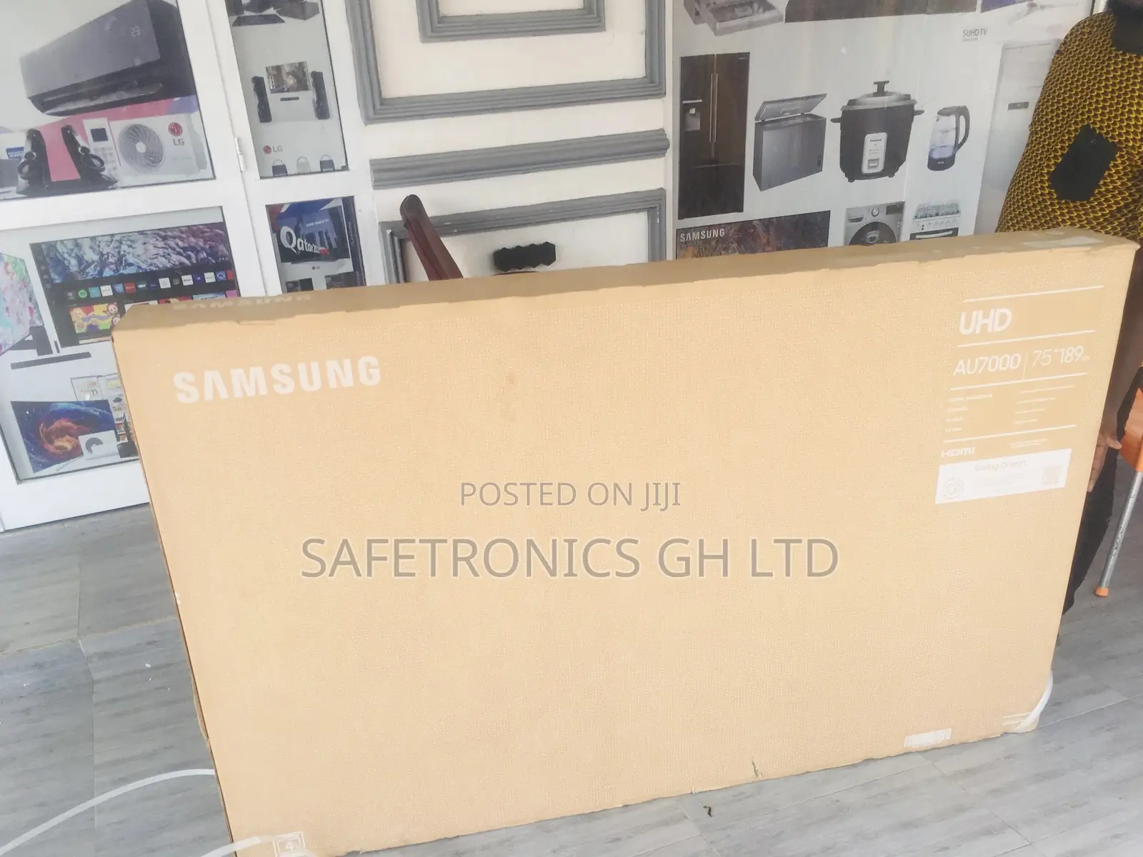 Essential 75 Inches Au70led Samsung UHD Crystal Glossy Tv