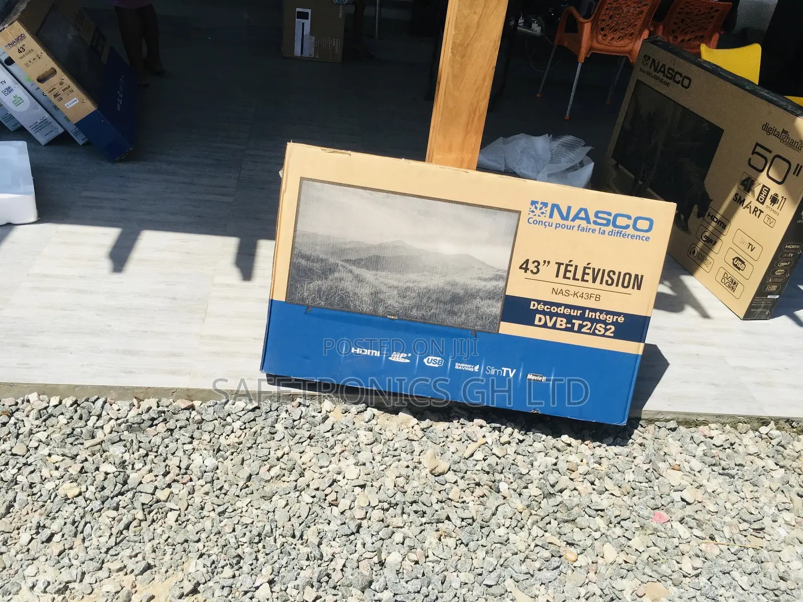 Effective and Reliable 43 Inches Glossy Digital Nasco Tv