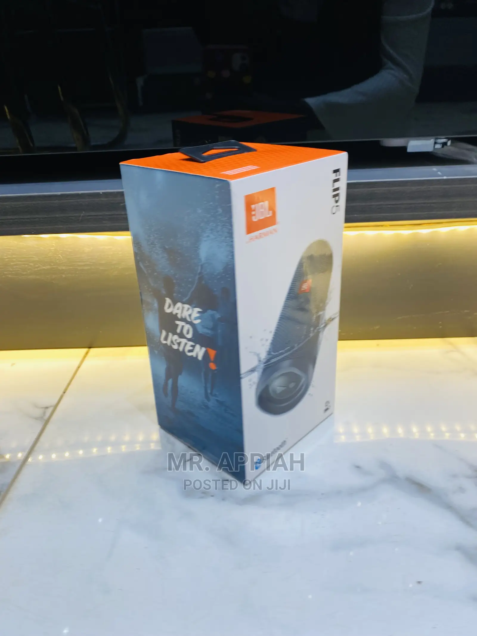Brand  New JBL Flip 5 Bluetooth Speaker Available 