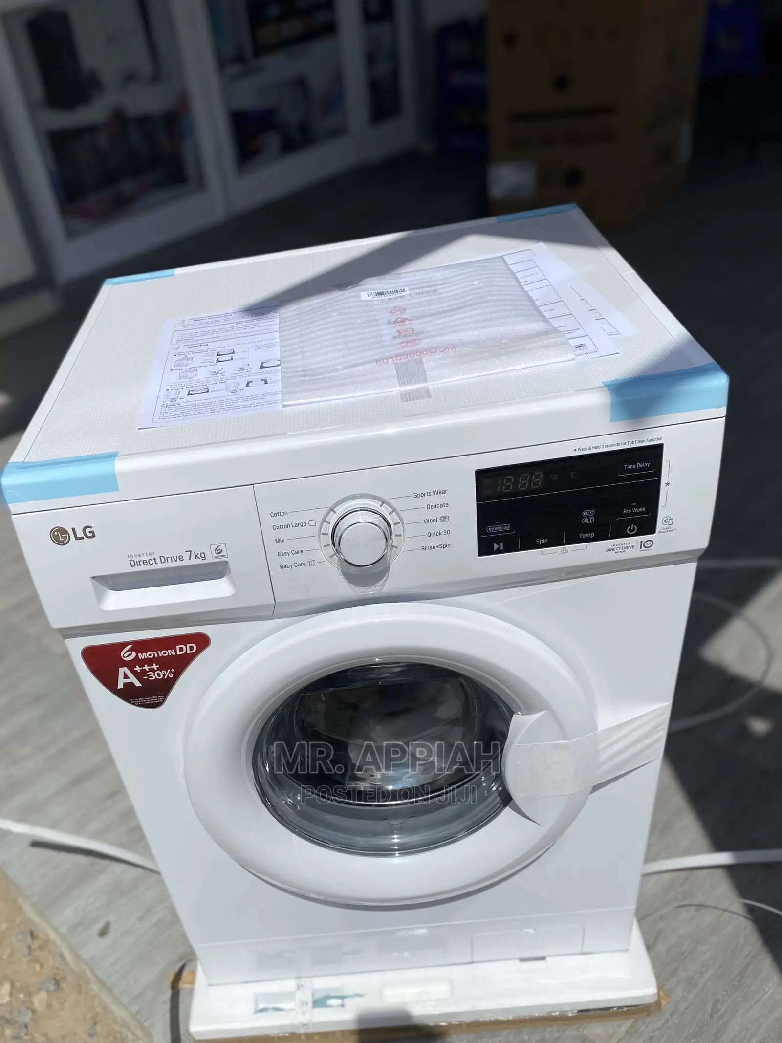 Eco-Friendly LG Front Load Washingmachine at Best Deal,White