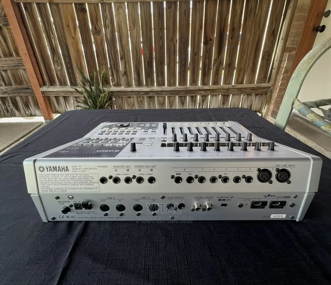 Yamaha 01X Multitrack Recording Sound Card Mixer