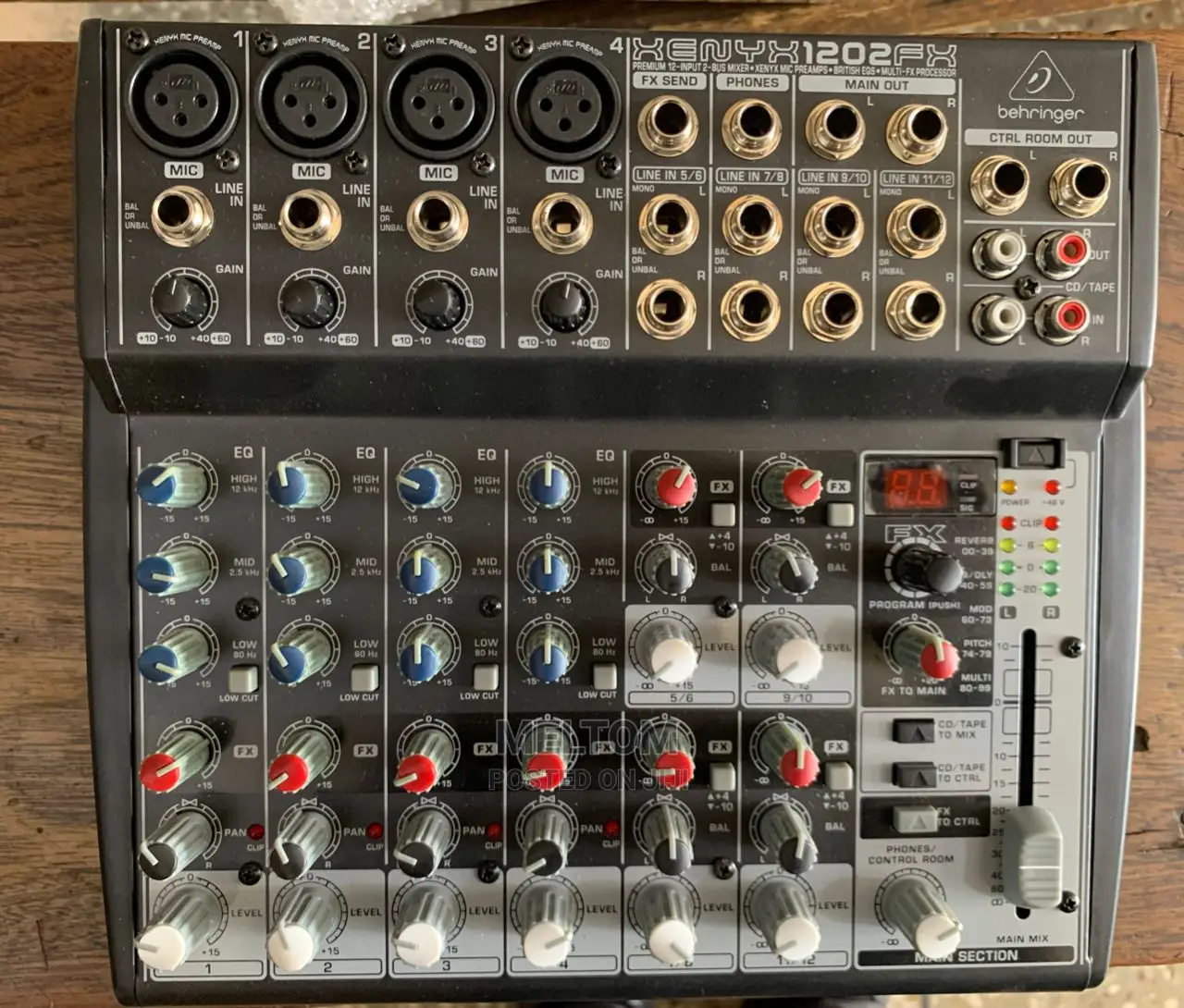Behringer Xenyx 1202FX Raw Studio Mixer