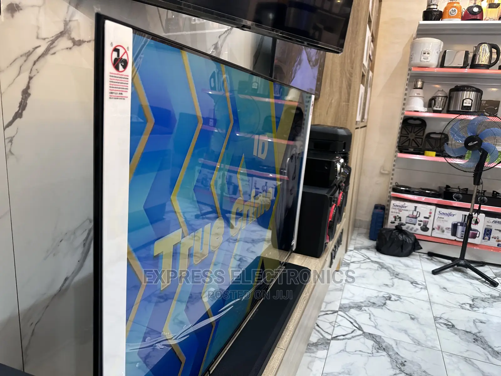 Cool Pretty Price Samsung Series 8 65”UHD Smart Tv 