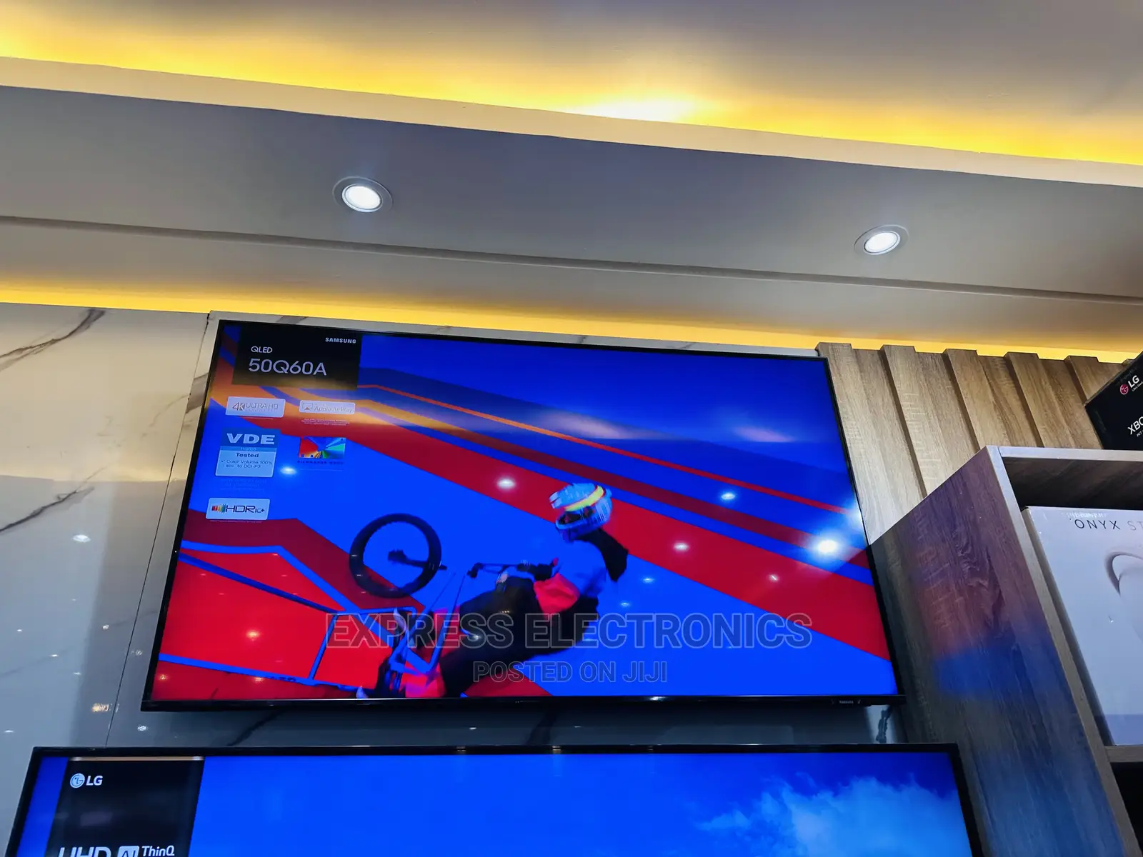Cool  Pretty Price Samsung QLED UHD Smart 50Q60A