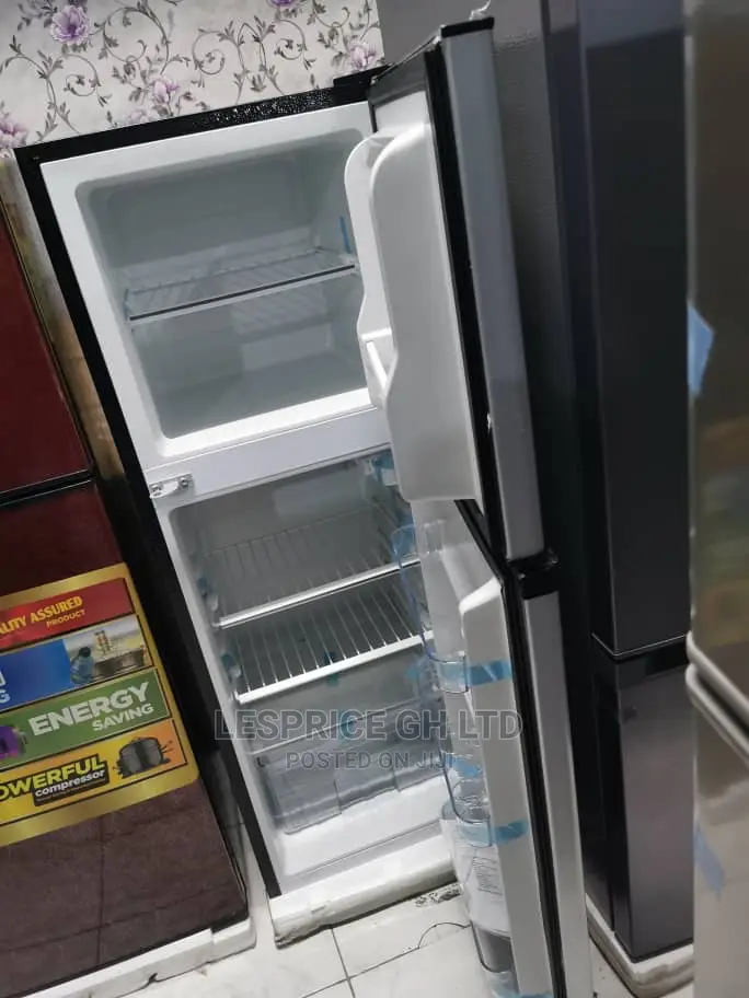 Top Freezing Fairmate 128L Fridge