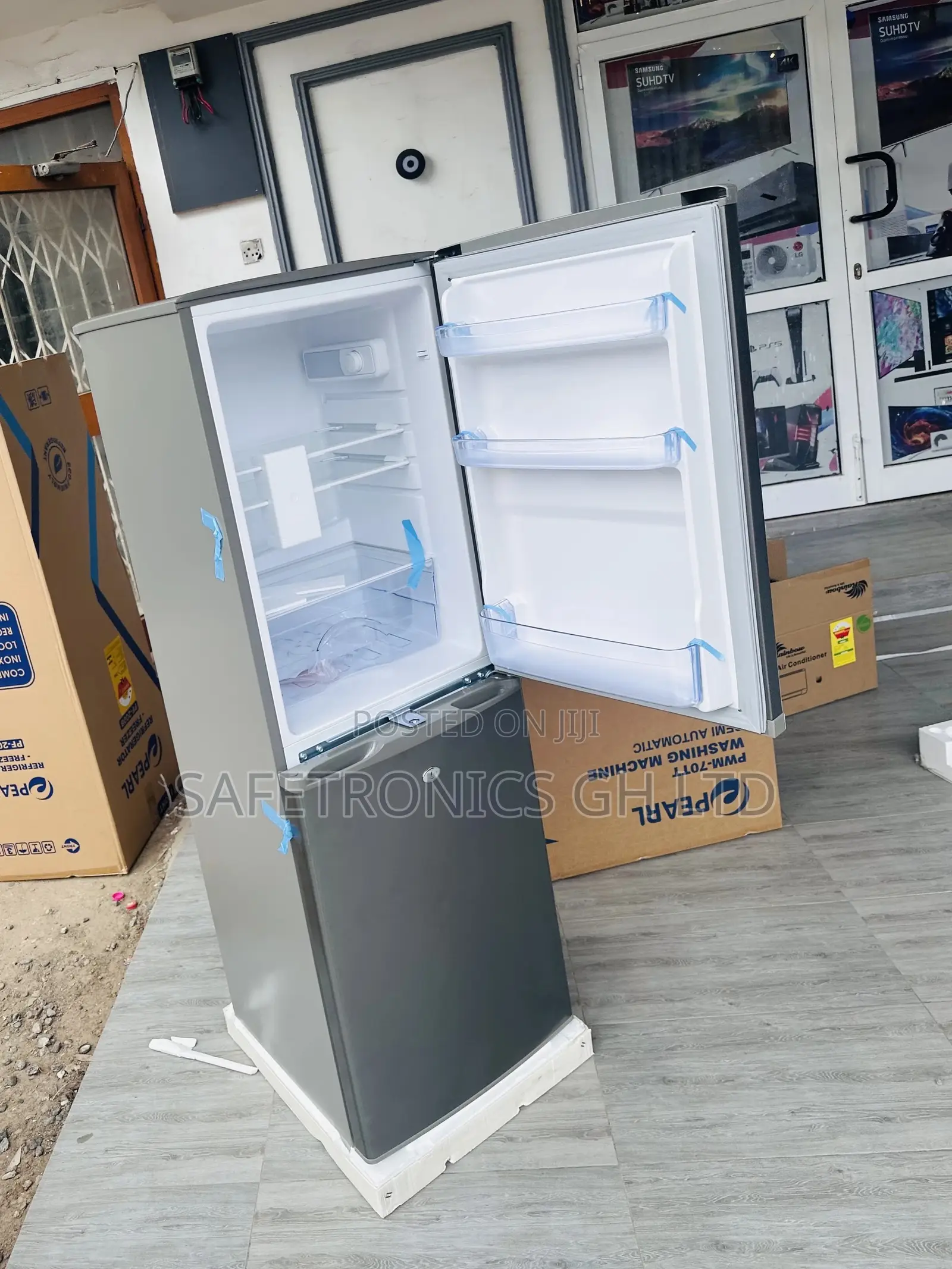 Pearl PF-330BWD Bottomfreezer 251L Doubledoor Fridge