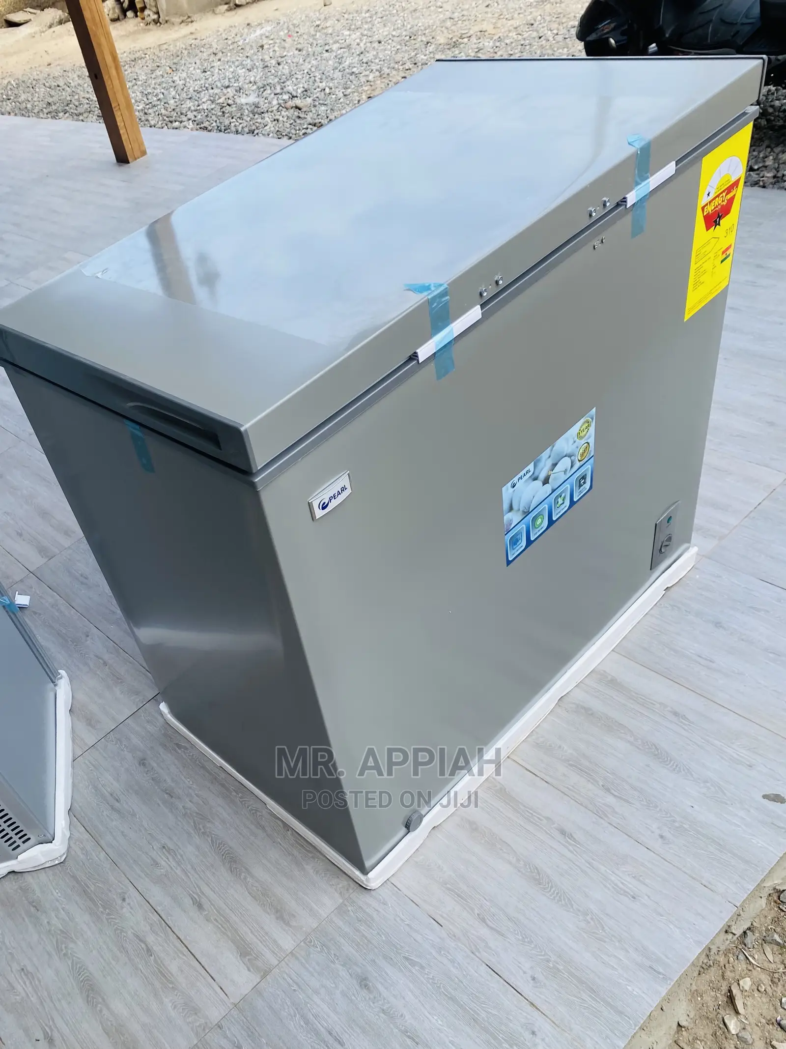 Get a Great Discount on Pearl PCF-240 Chest Freezer(200L)