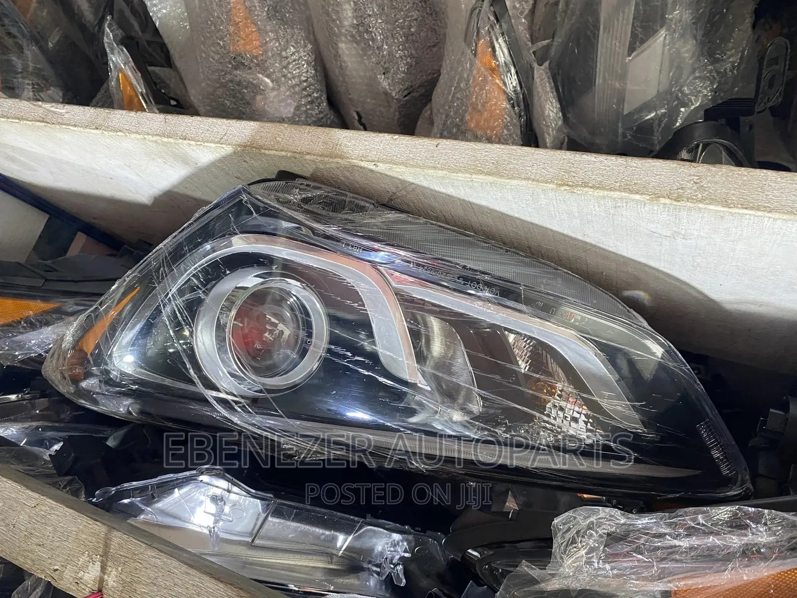 Hyundai Santafe 2017,2018 Headlights Pair (LED)