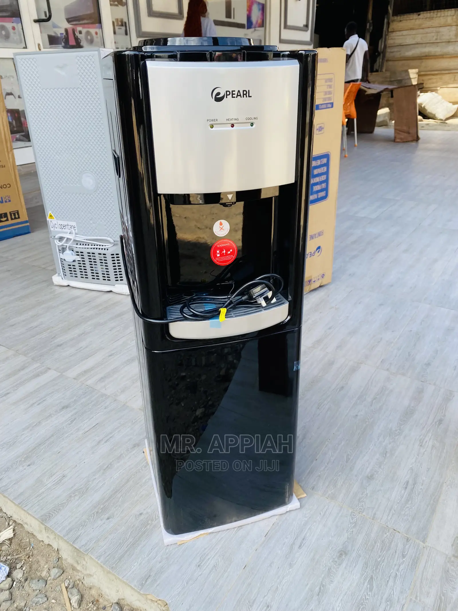 Budget-Friendly Pearl Water Dispenser PWD-2008 FSL(Black)