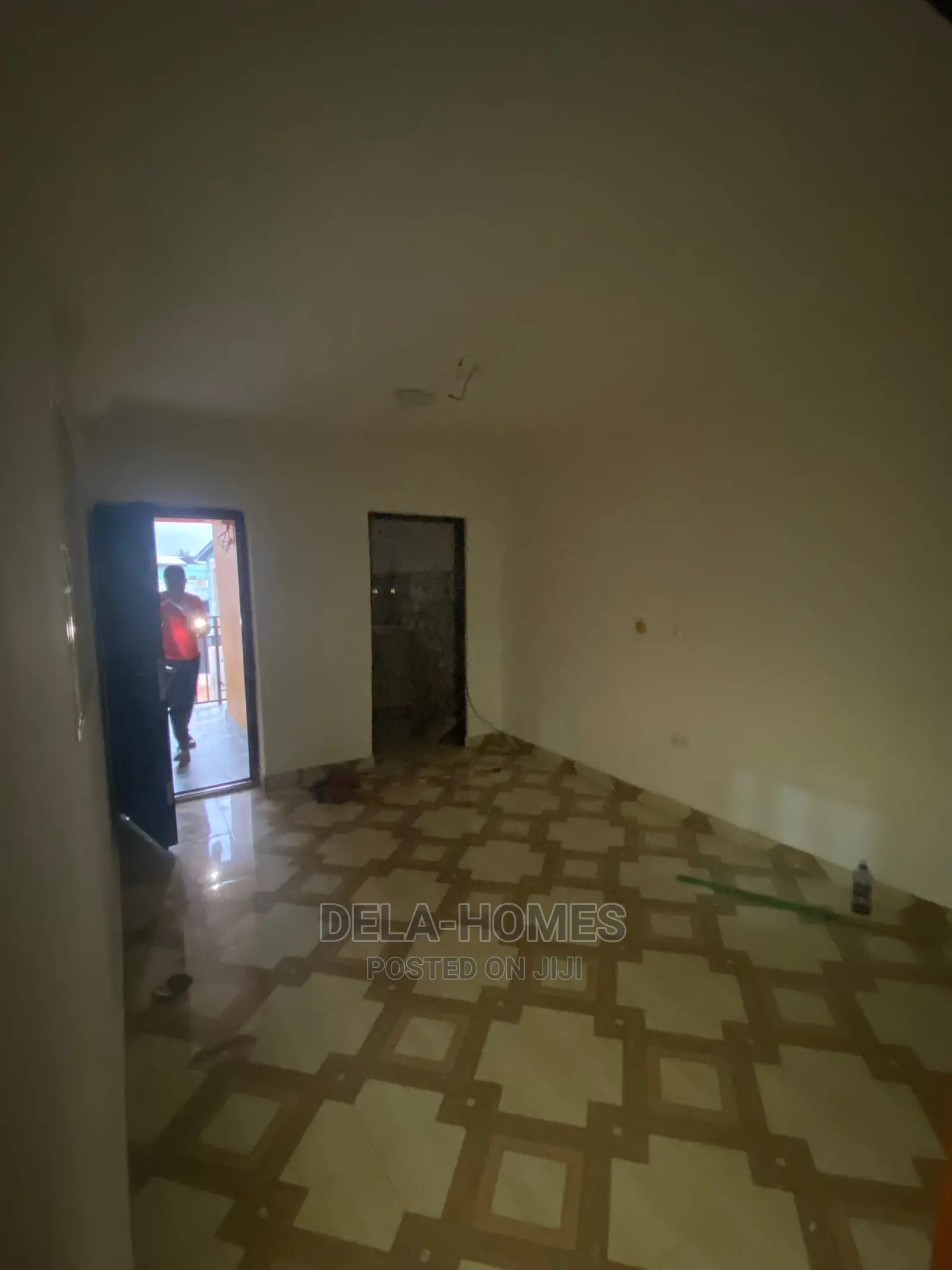 Chamber N Hall Sc for Rent at Lakeside Estate.