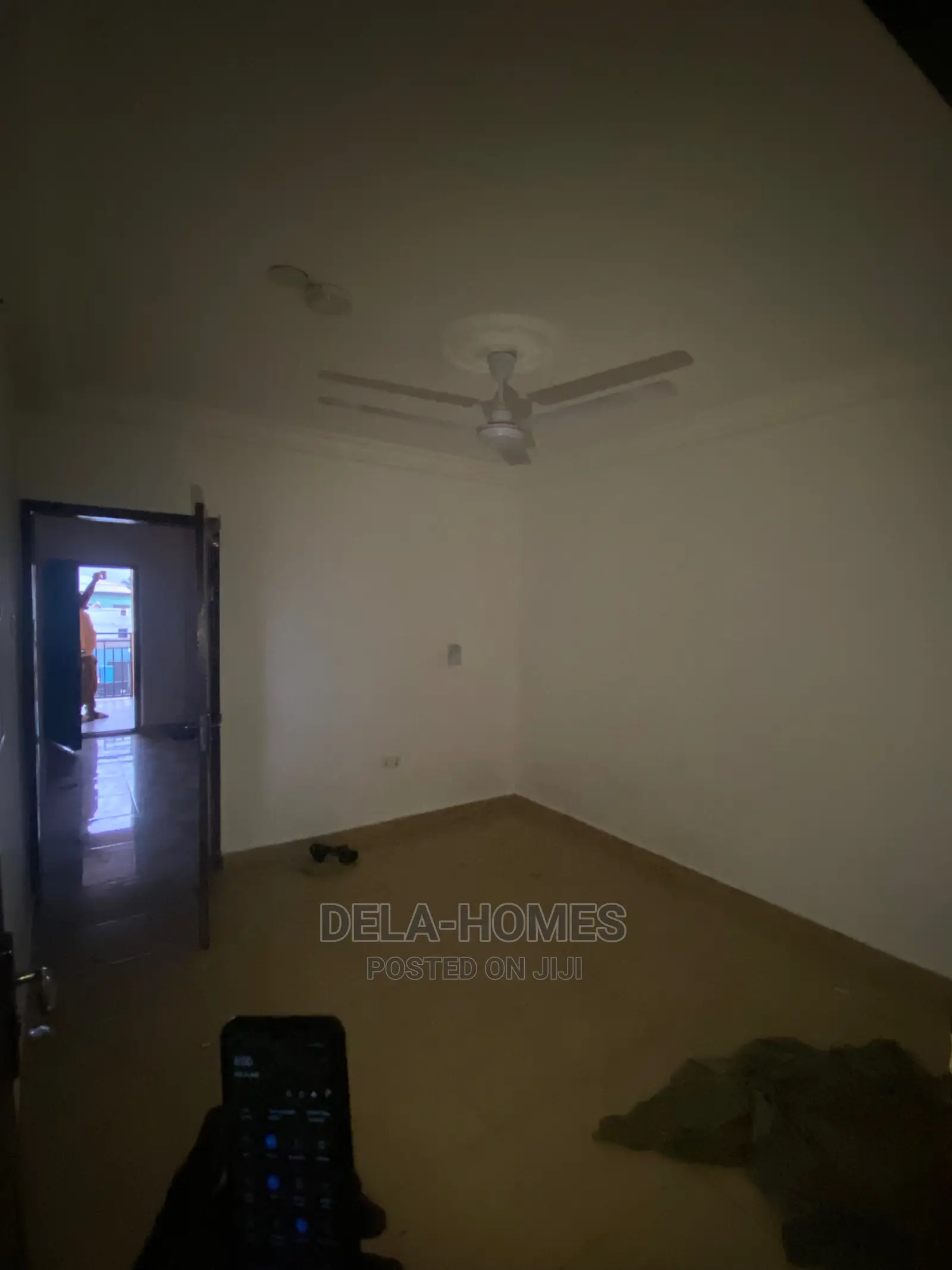 Chamber N Hall Sc for Rent at Lakeside Estate.