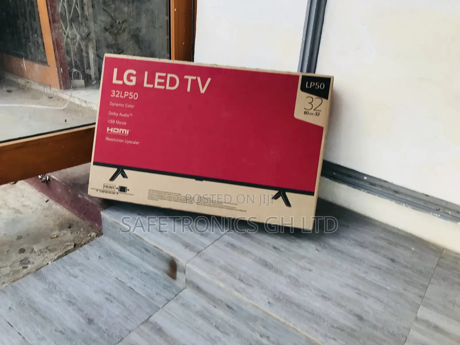 Great Offer on LG Glossy LP50 32 Inches Led Inches Tv