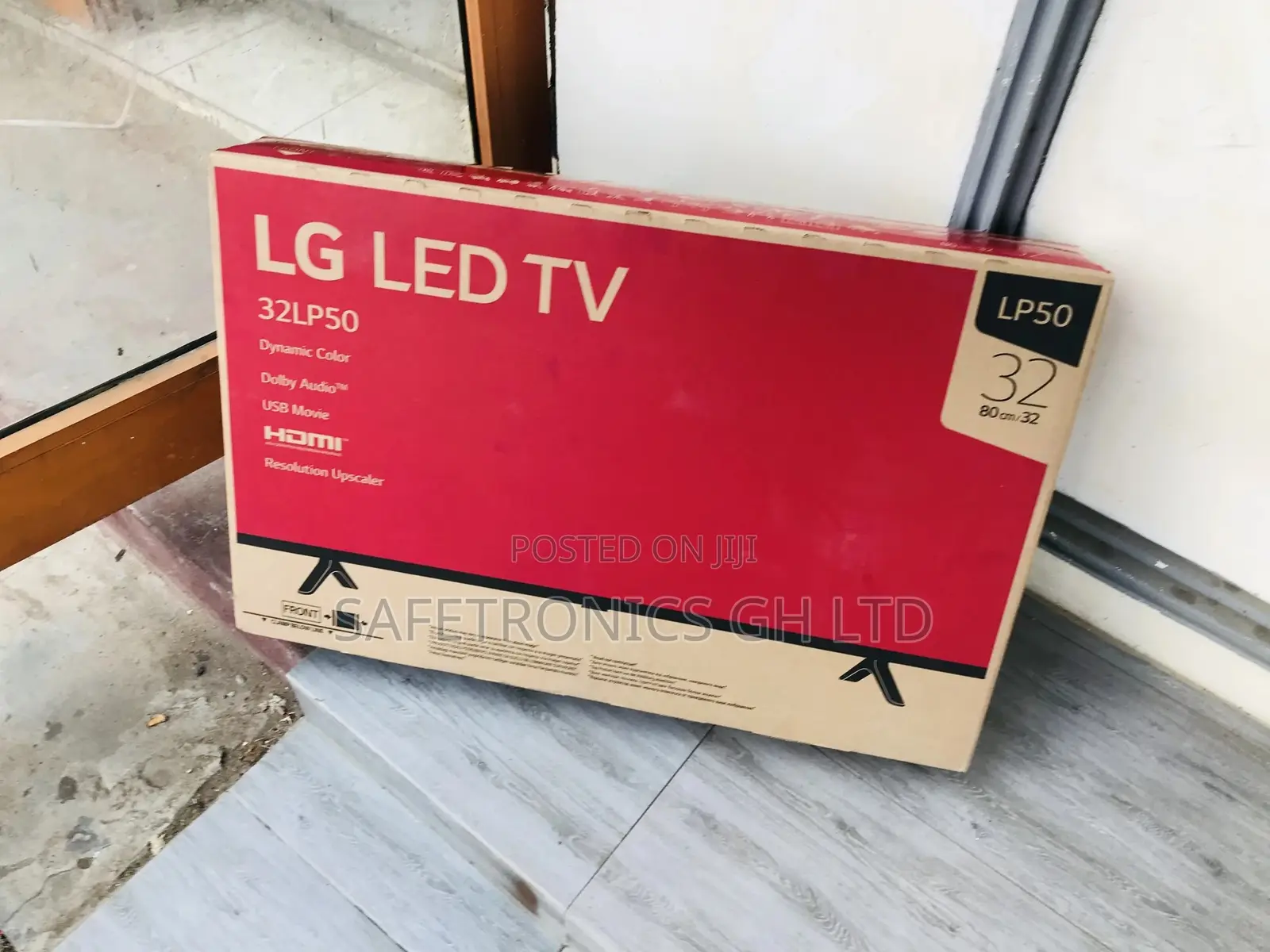 Great Offer on LG Glossy LP50 32 Inches Led Inches Tv