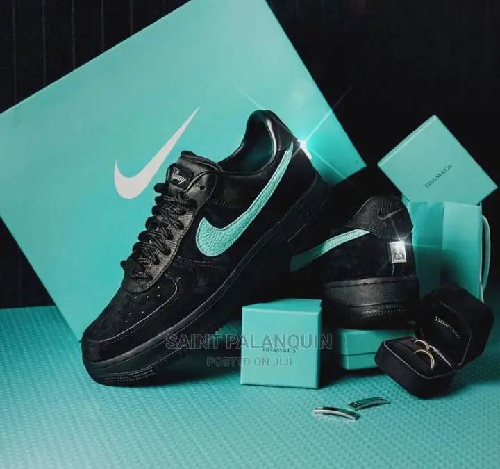 Nike Air Force 1 Low