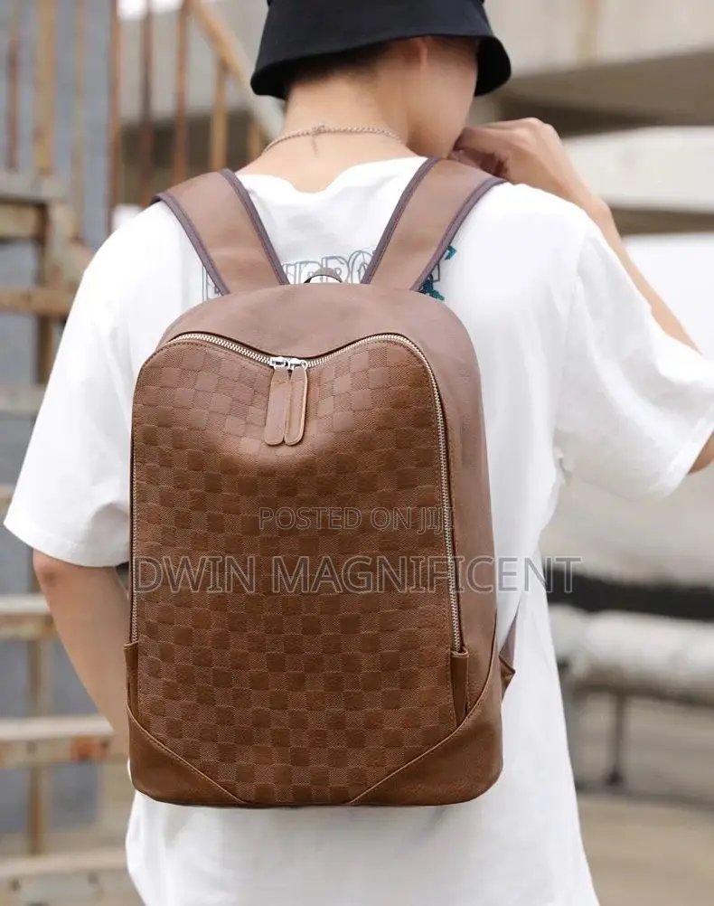 V Backpack