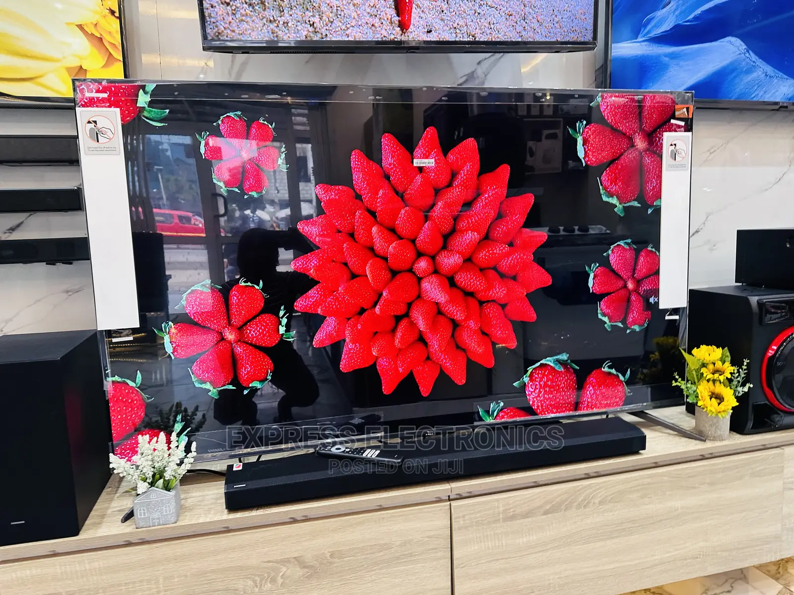 New QLED 65”C645 UHD Smart Tv TCL