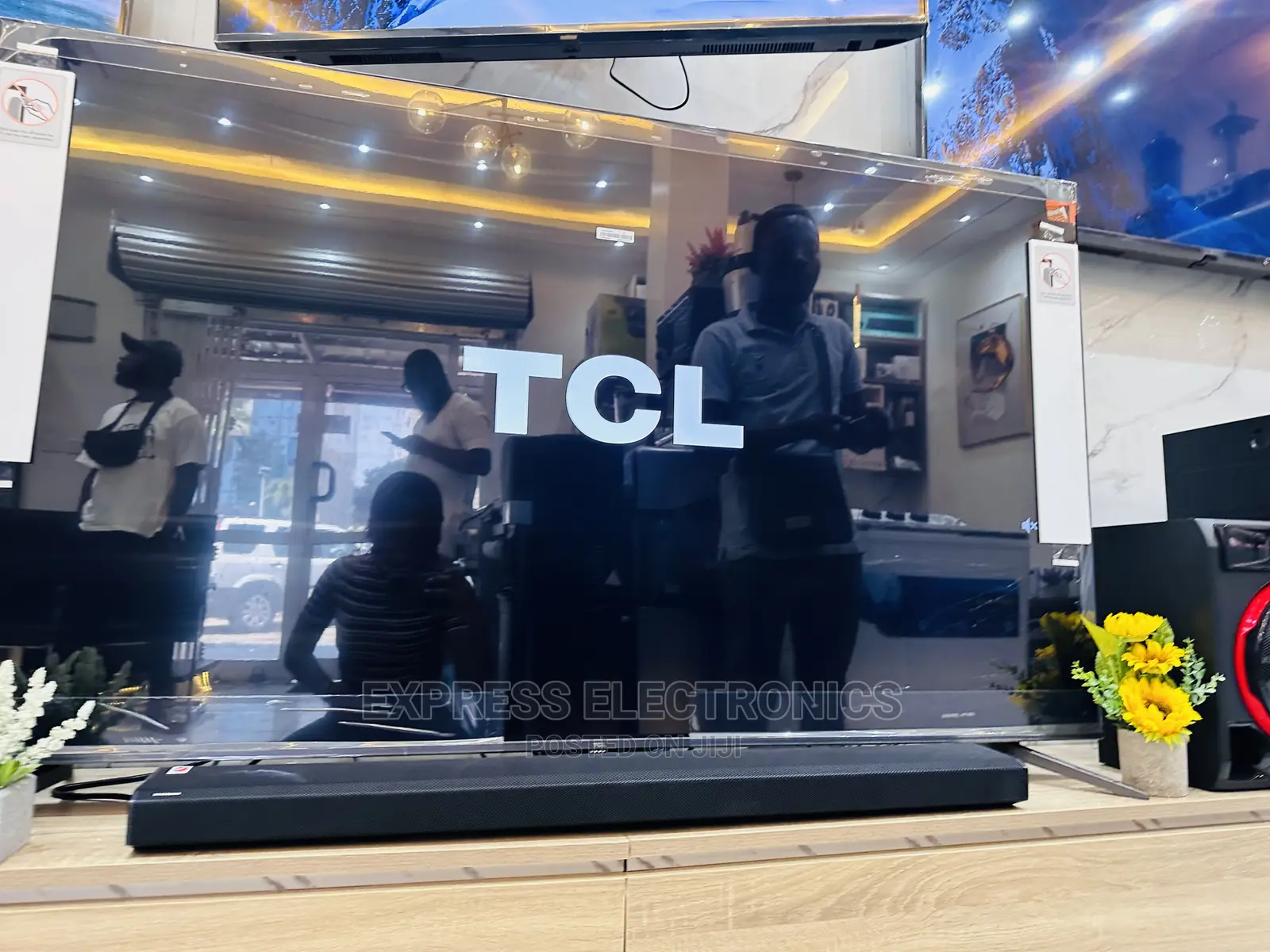 Edgeless Design UHD Smart TCL 50”P635 Tv 