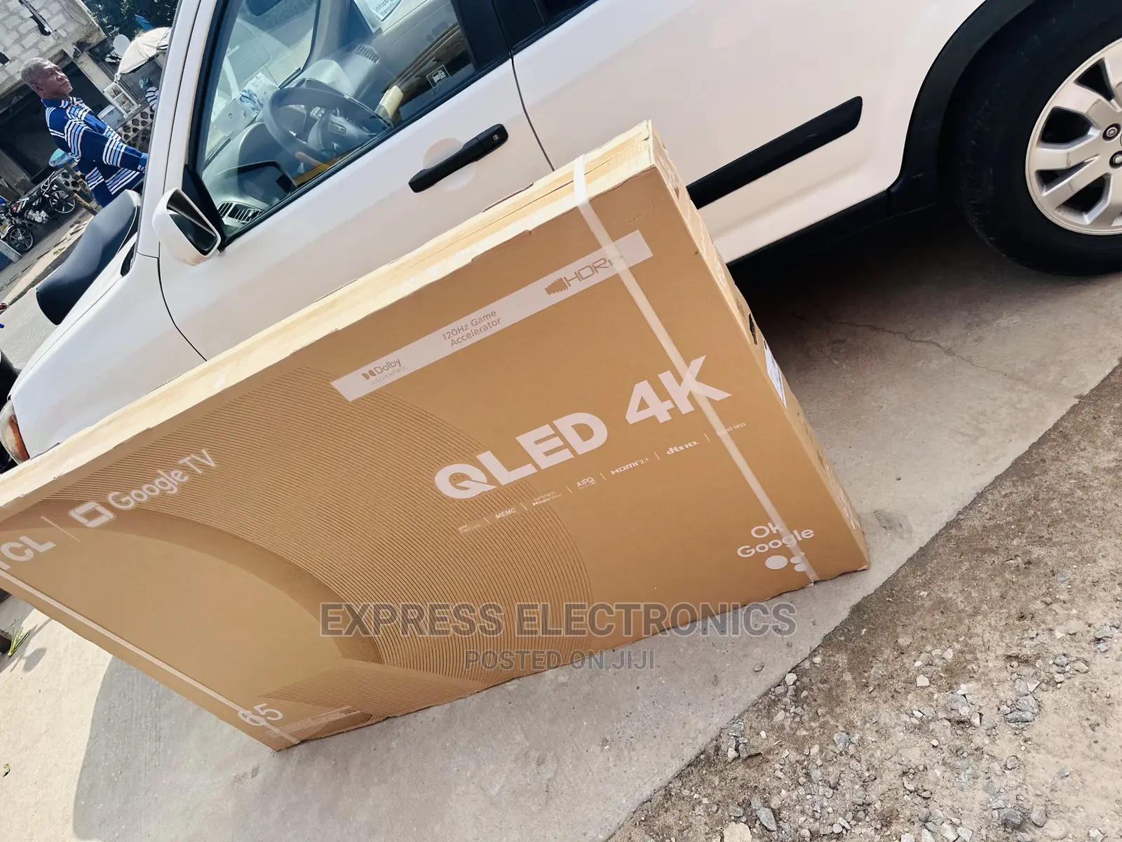 Adorable  New QLED TCL UHD Smart 65”C645 Tv