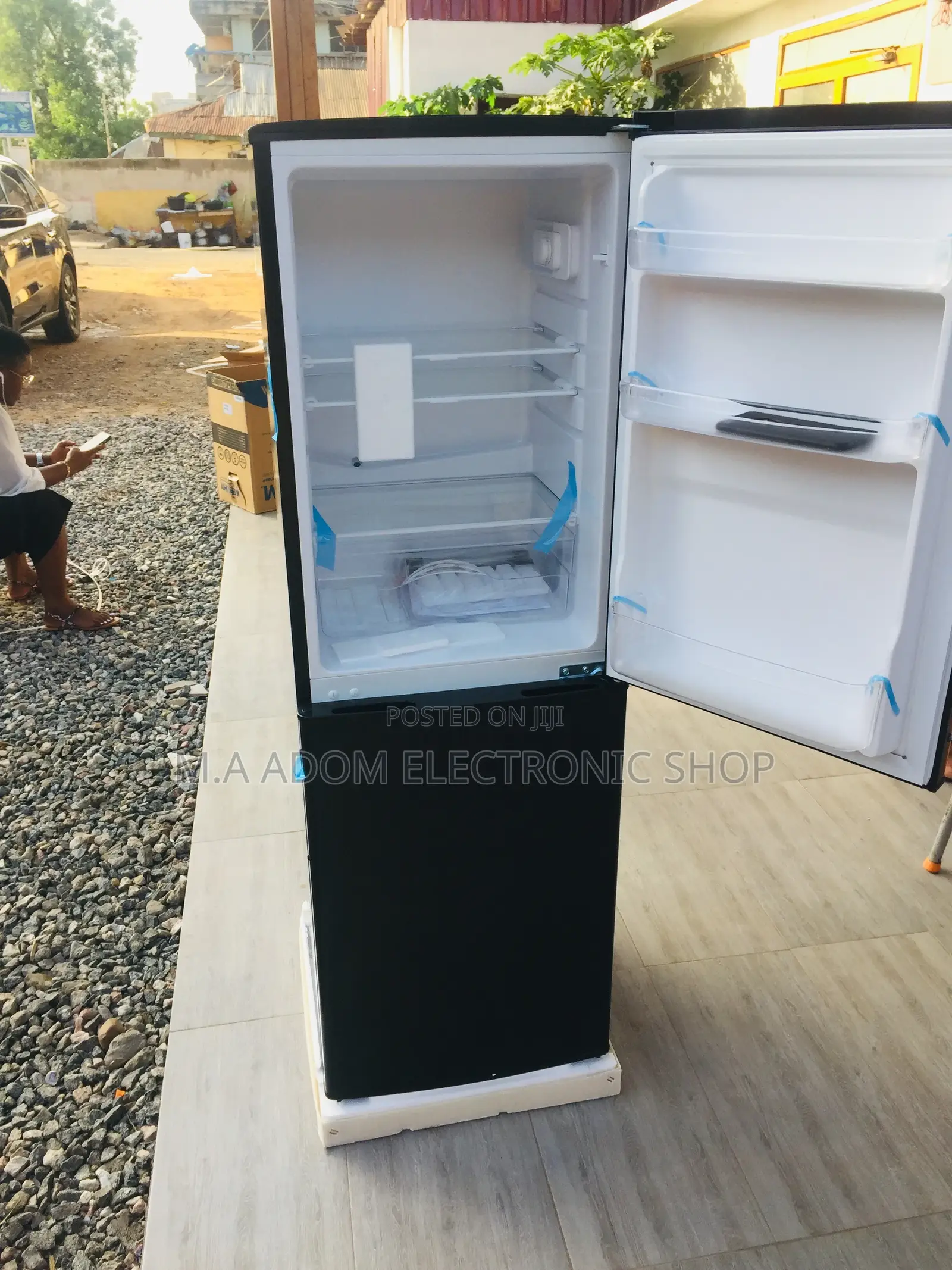 Discover Affordable Rainbow 200B Bottom Freezer Fridge