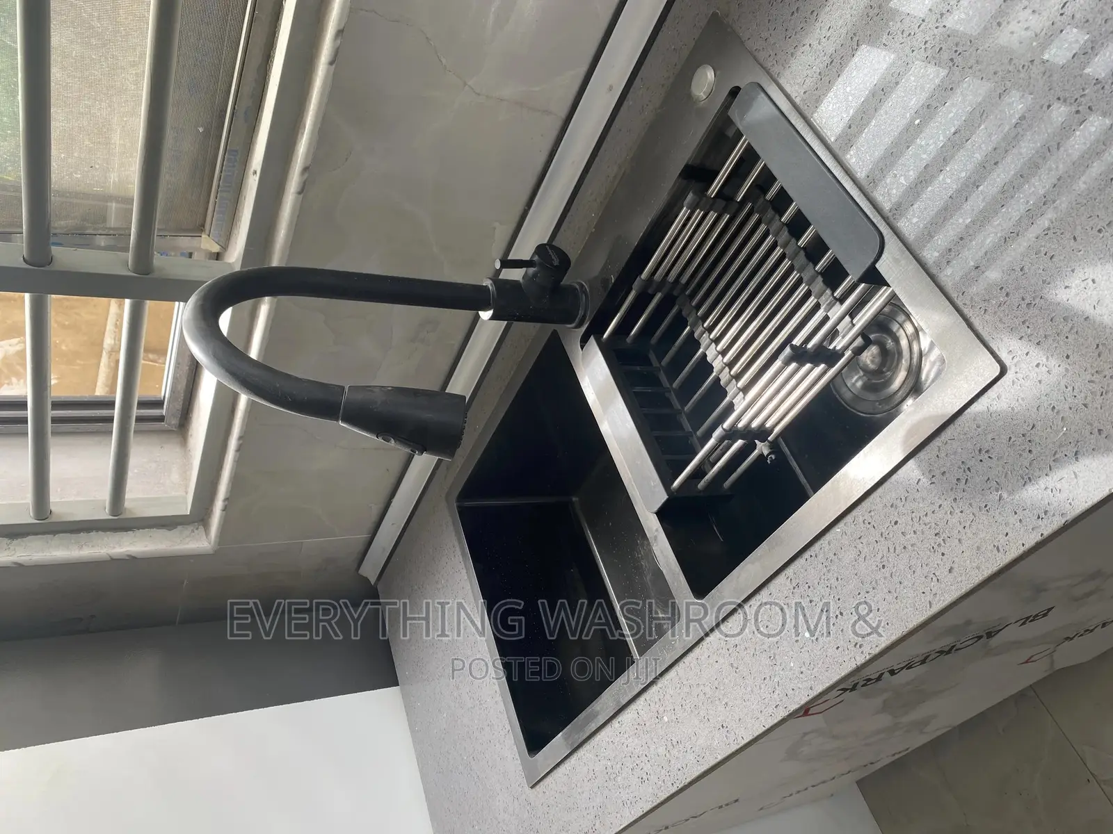Black Kitchen Sink With Pullout Faucet_pull Out Tap Sink