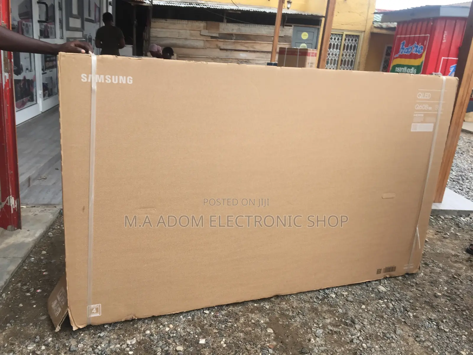 Powerful 85" Class QLED Q60A(2021)