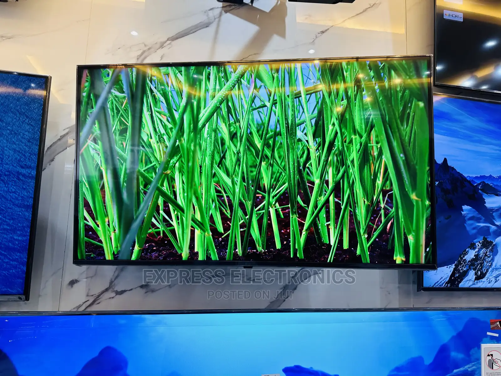 Triluminos Glossy FHD Smart Android TCL 43S5400A Tv 