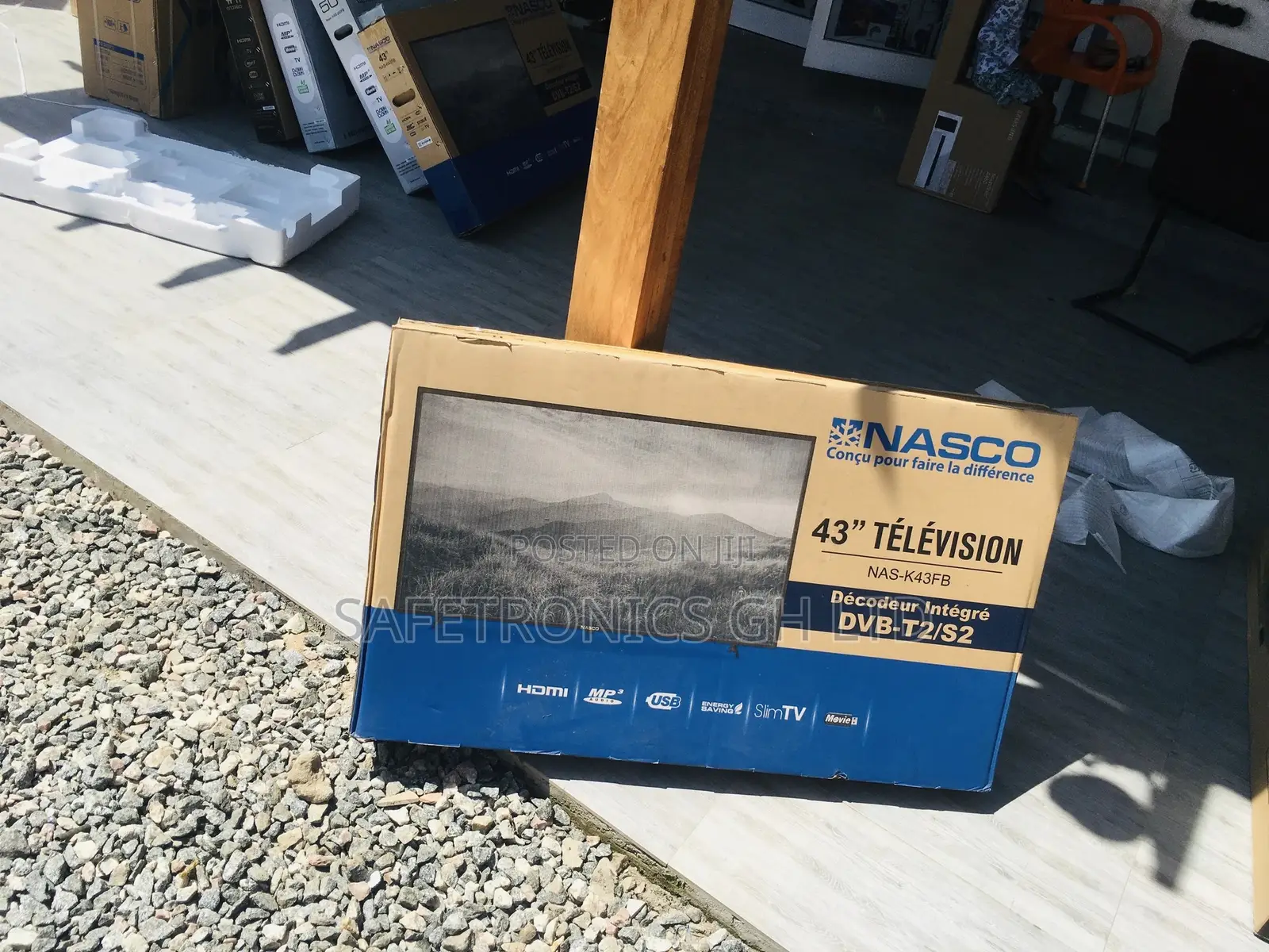 Digital Nasco Satellite 43 Inches Glossy LED Tv