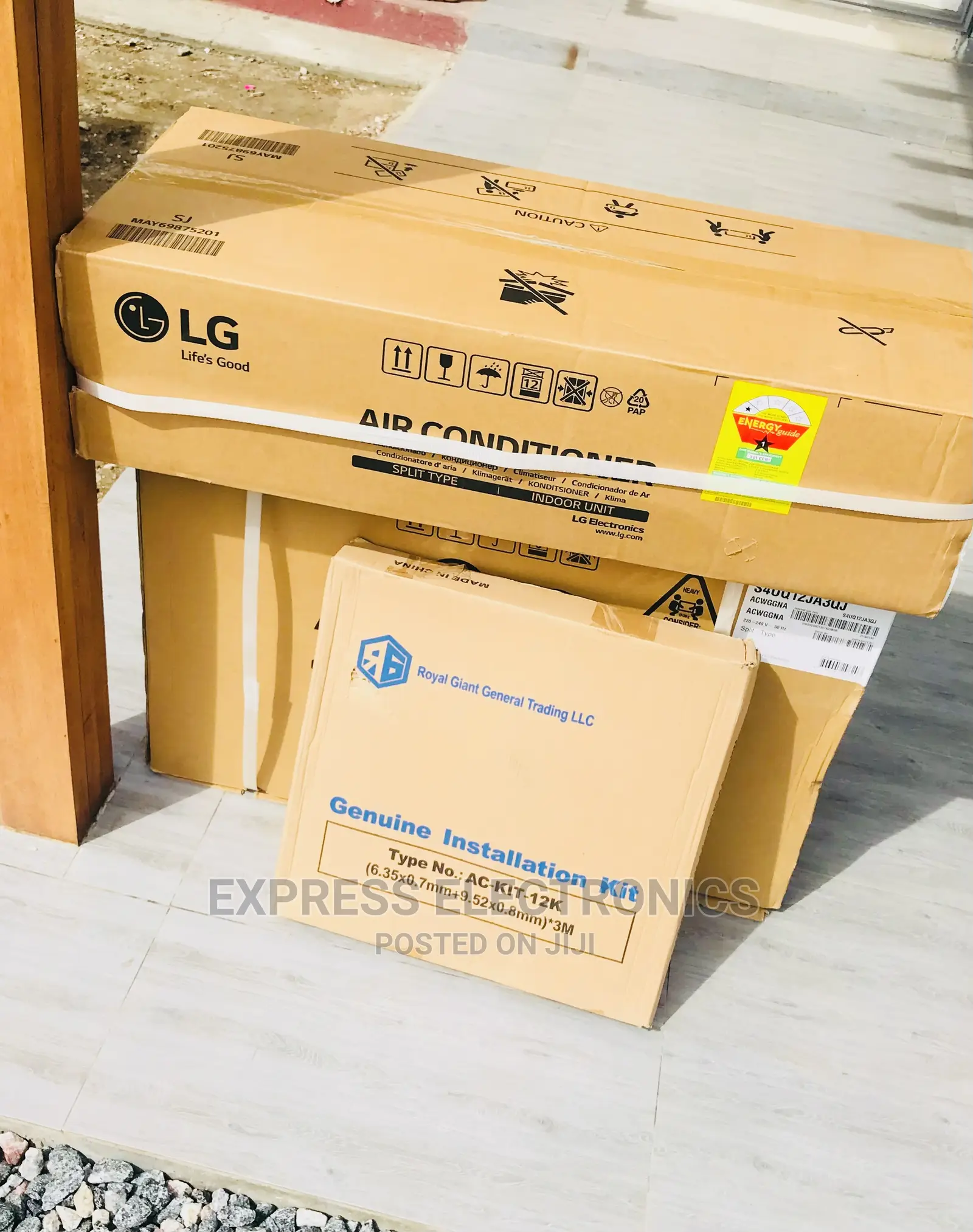 Lovely LG AC Dual Inverter 1.5hp Split White