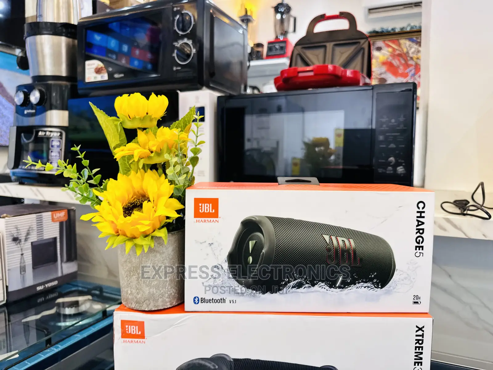 Astonish Sound Effects JBL BLUETOOTH SPEAKER CHARGE 5