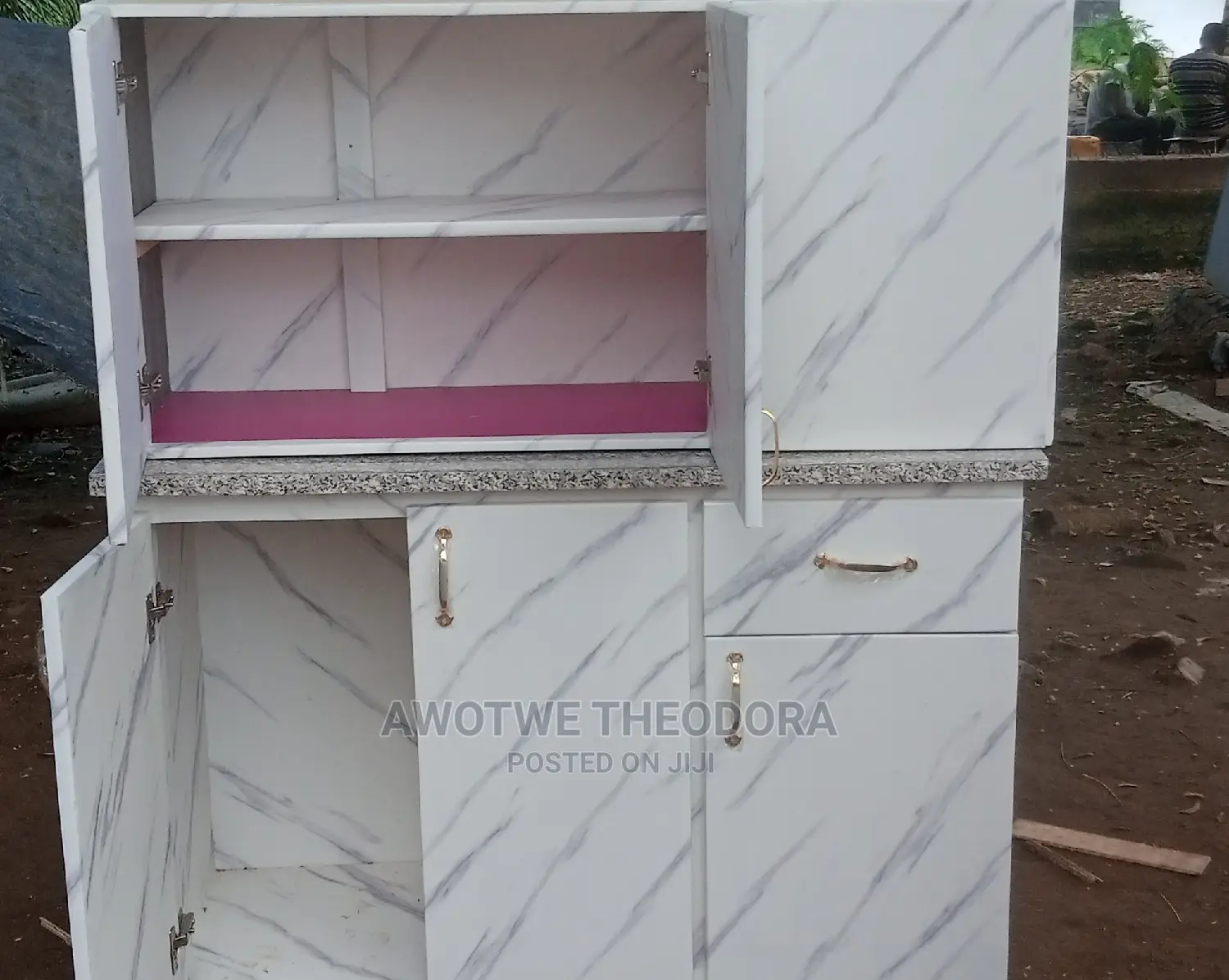 Quality Kitchen Cabinets Top N Down ( Payment Afta Delivery)