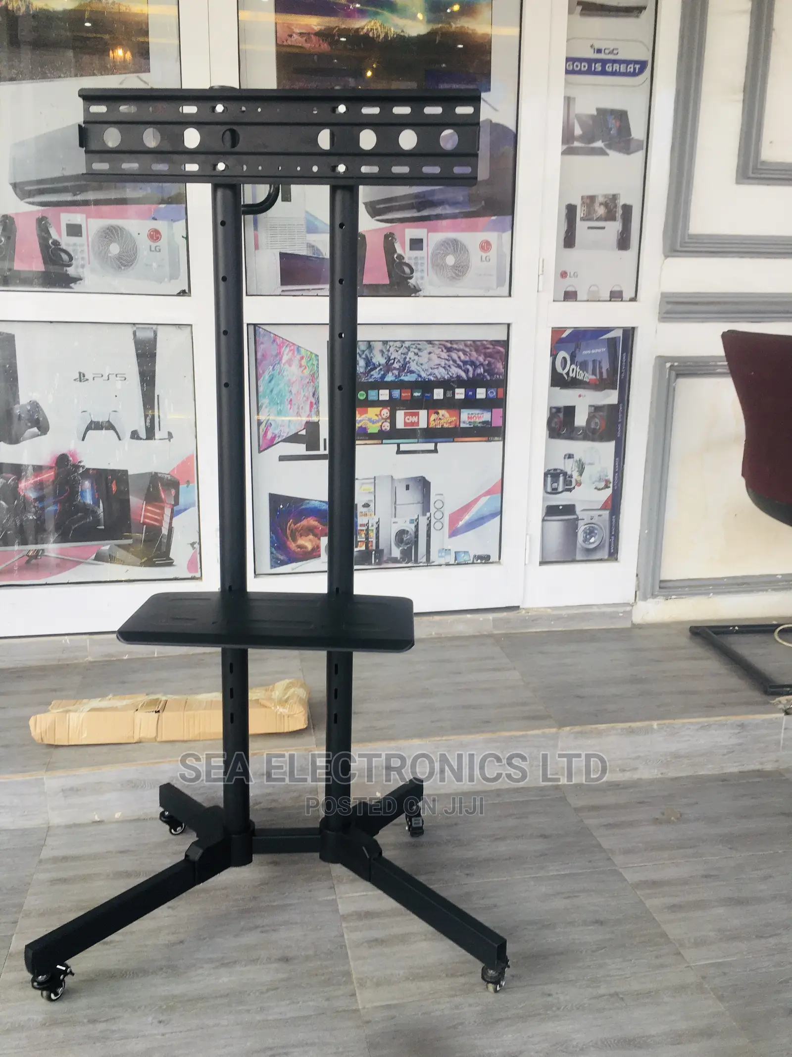 Mobile TV Stand—-Trolley for LED/LCD 32-70"