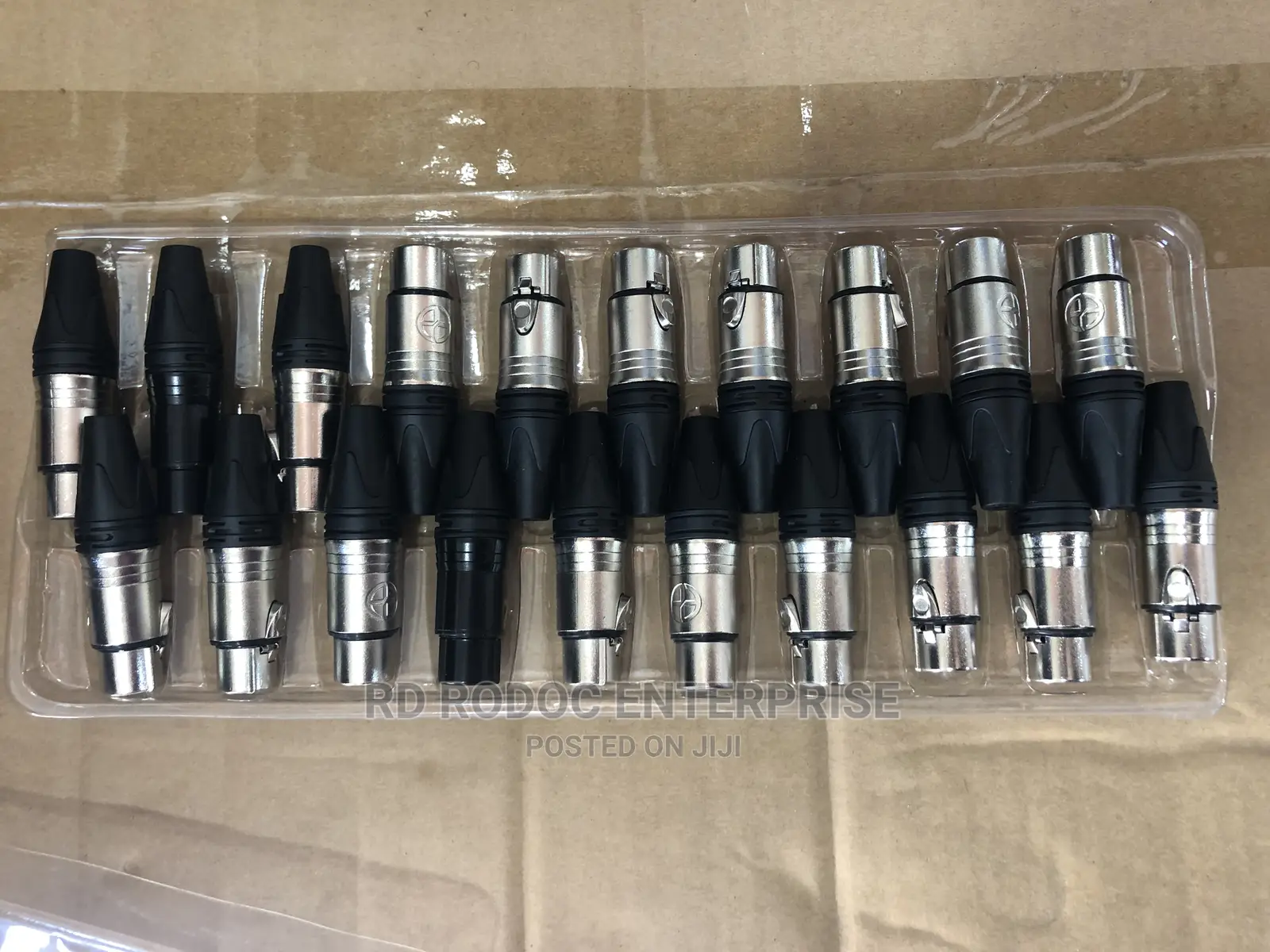 XLR/ Cannon Plugs