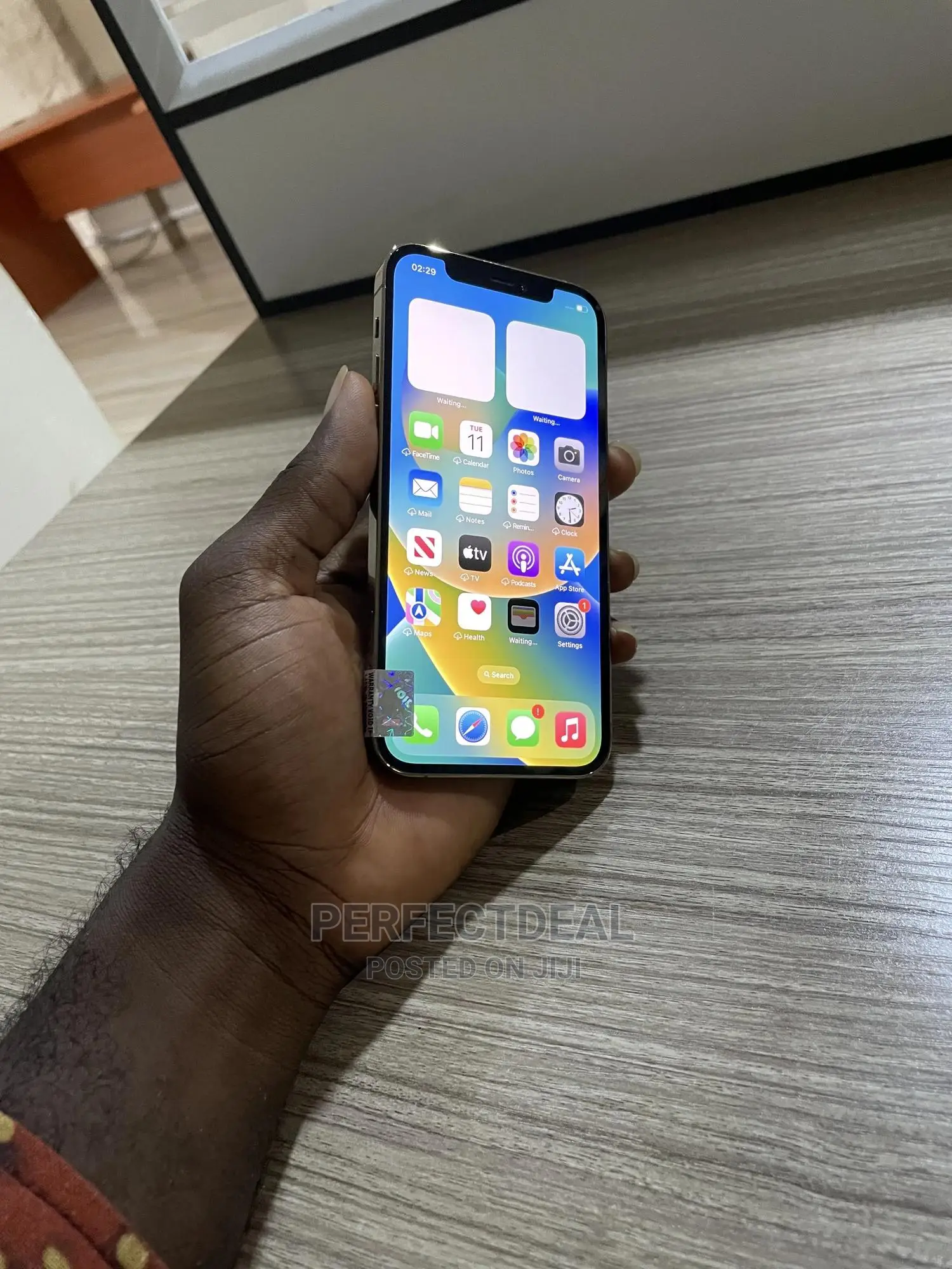 New Apple iPhone 12 Pro 128 GB Gold