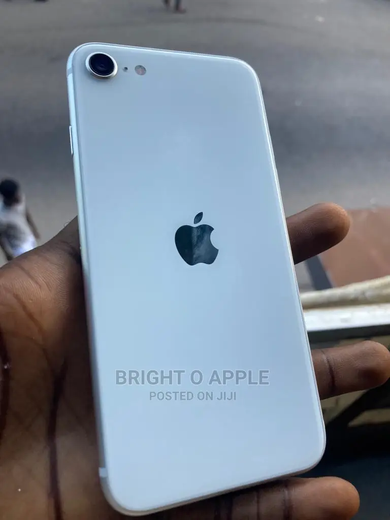 Apple iPhone SE (2022) 64 GB White