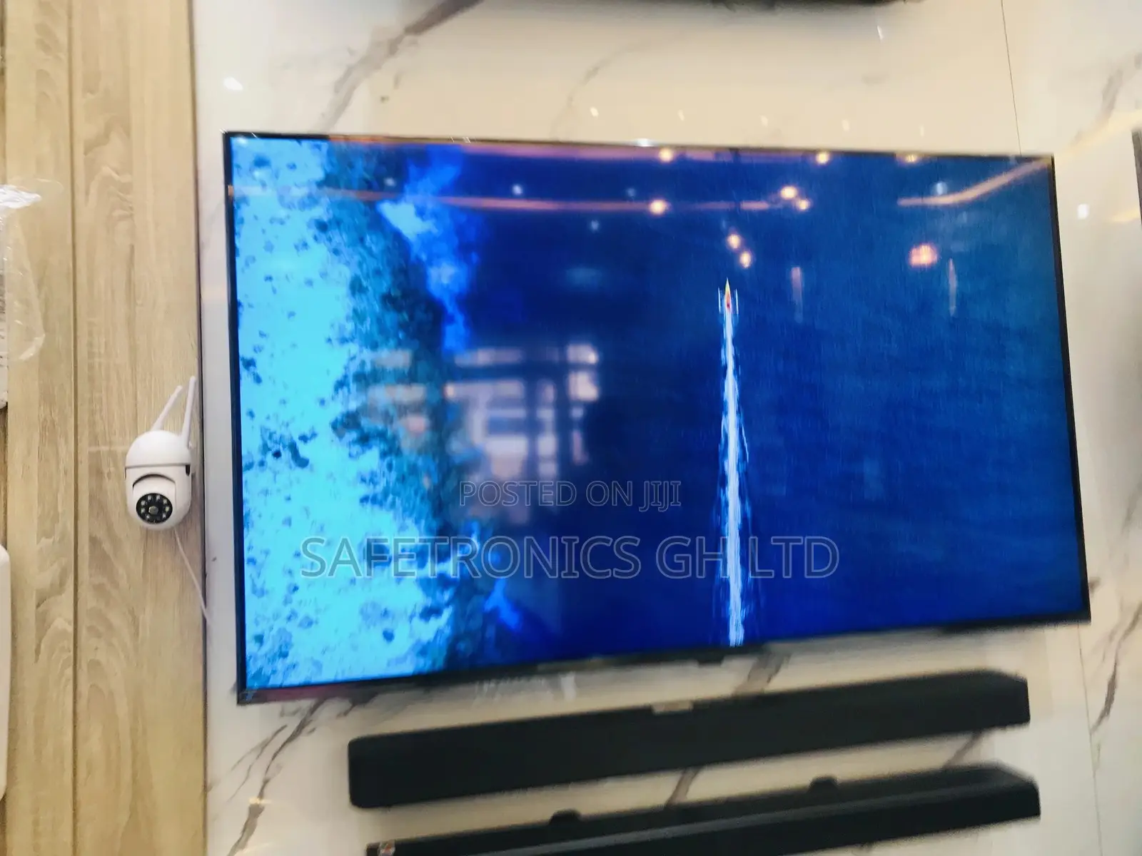 Samsung Uhd Crystal Au71 65 Inches Led Glossy