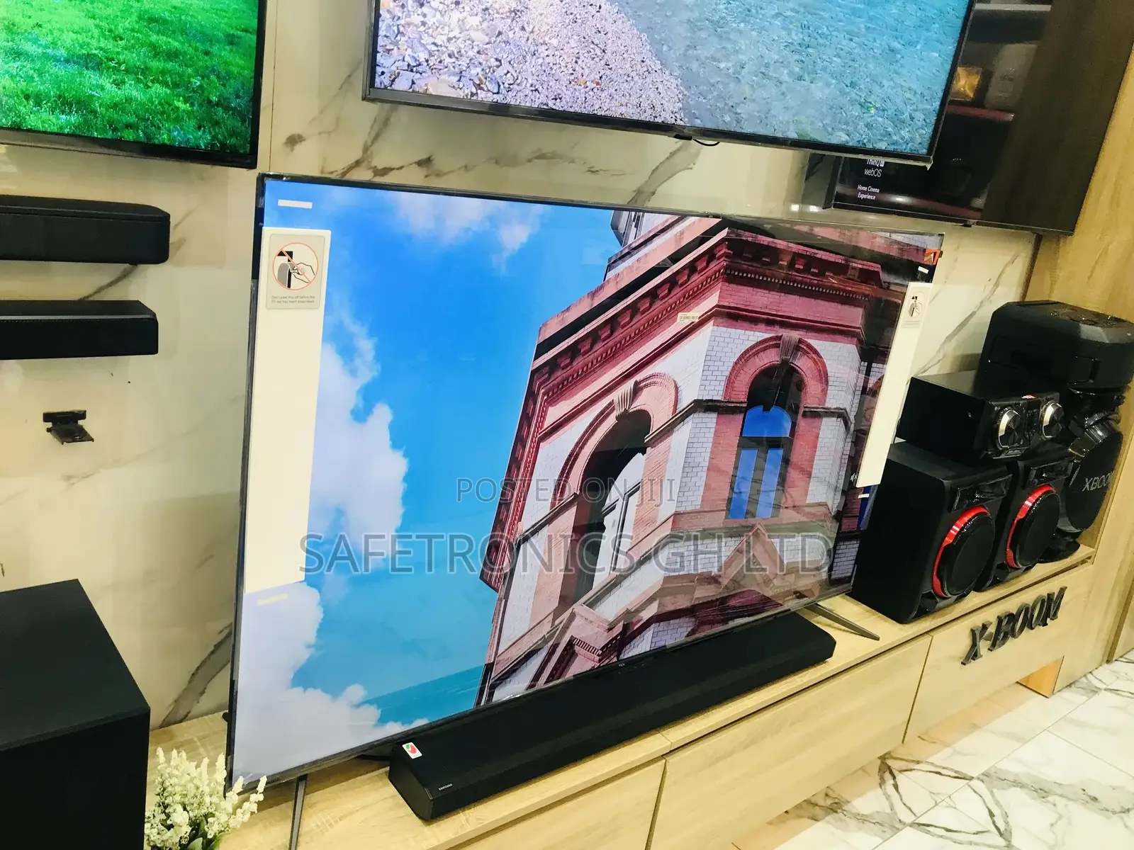 UP80 Samsung 86 Inches Glossy LED Tv