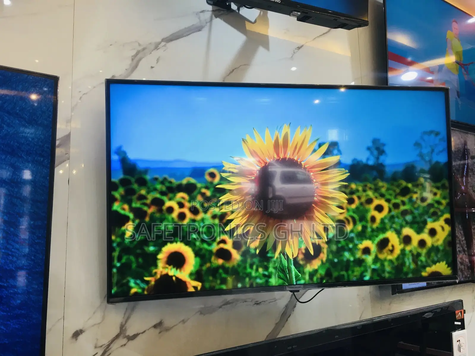 Extremely Clear Samsung 50 Inches Glossy Led Au71 Tv