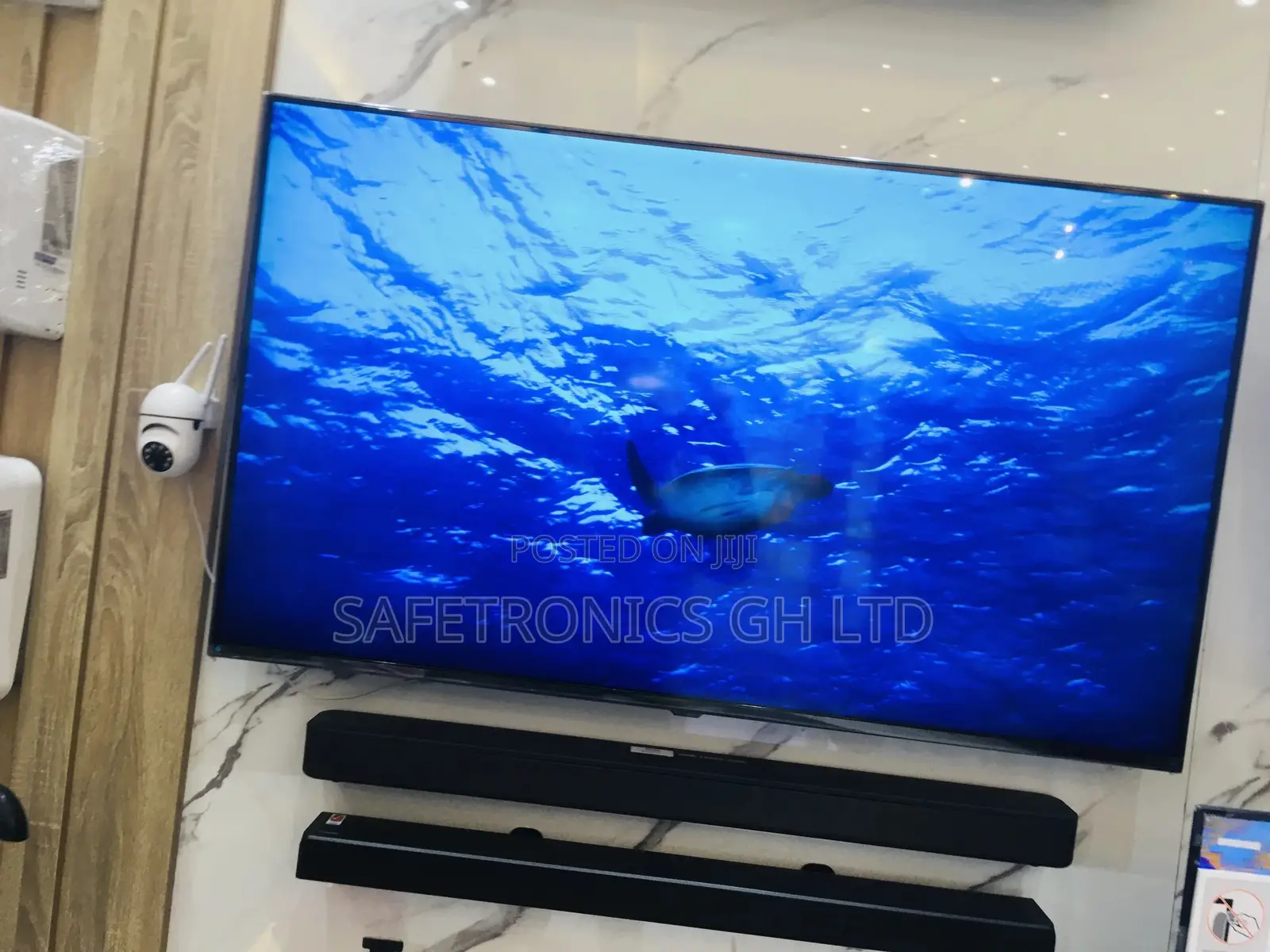 60 Inches Clear Smart Samsung AU71 LED UHD Glossy Tv