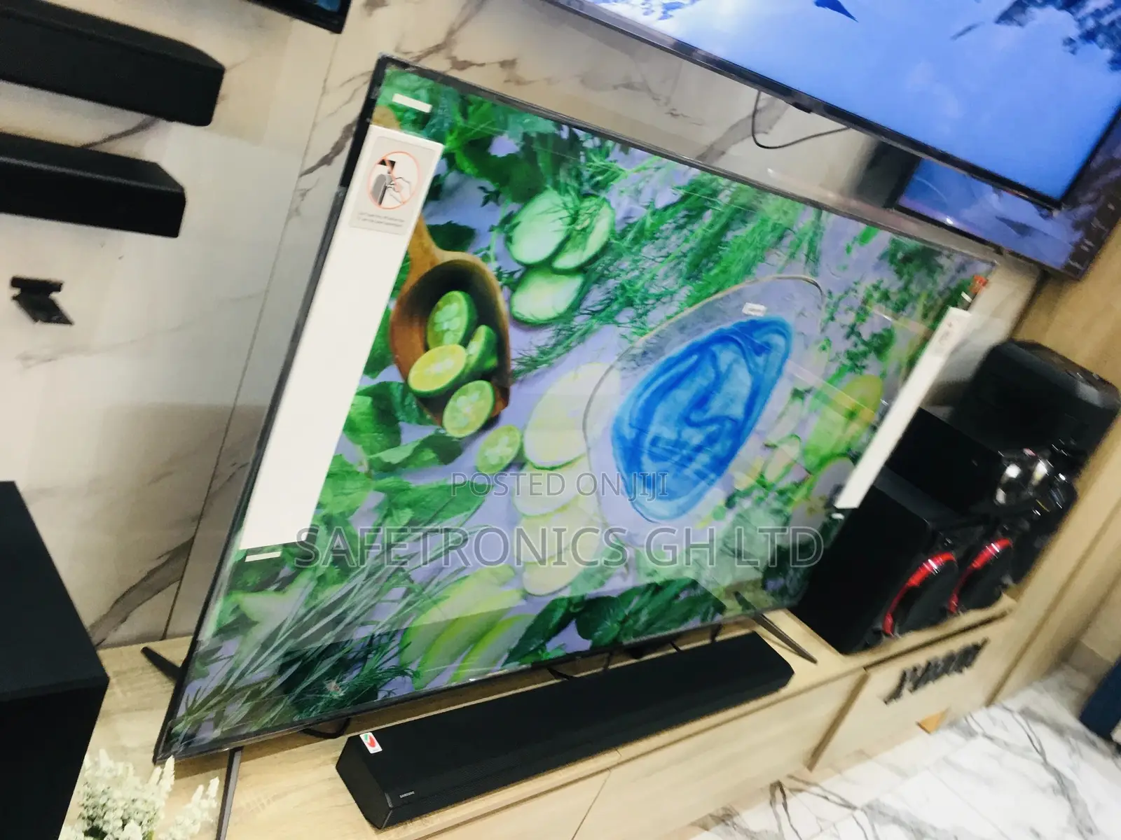 Reliable and Quality UP75 43 Inches Glossy LED Lg Tv