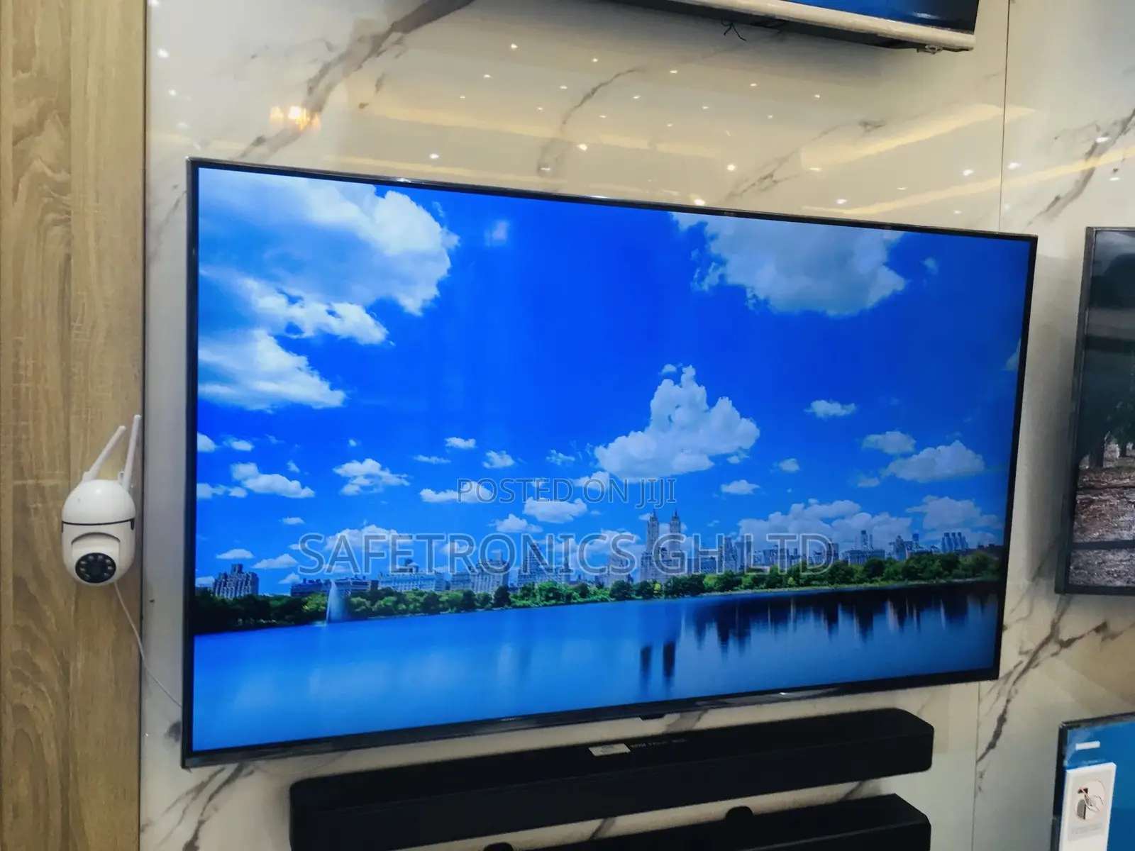 Samsung LED 75 Inches Glossy Durable AU71 Tv