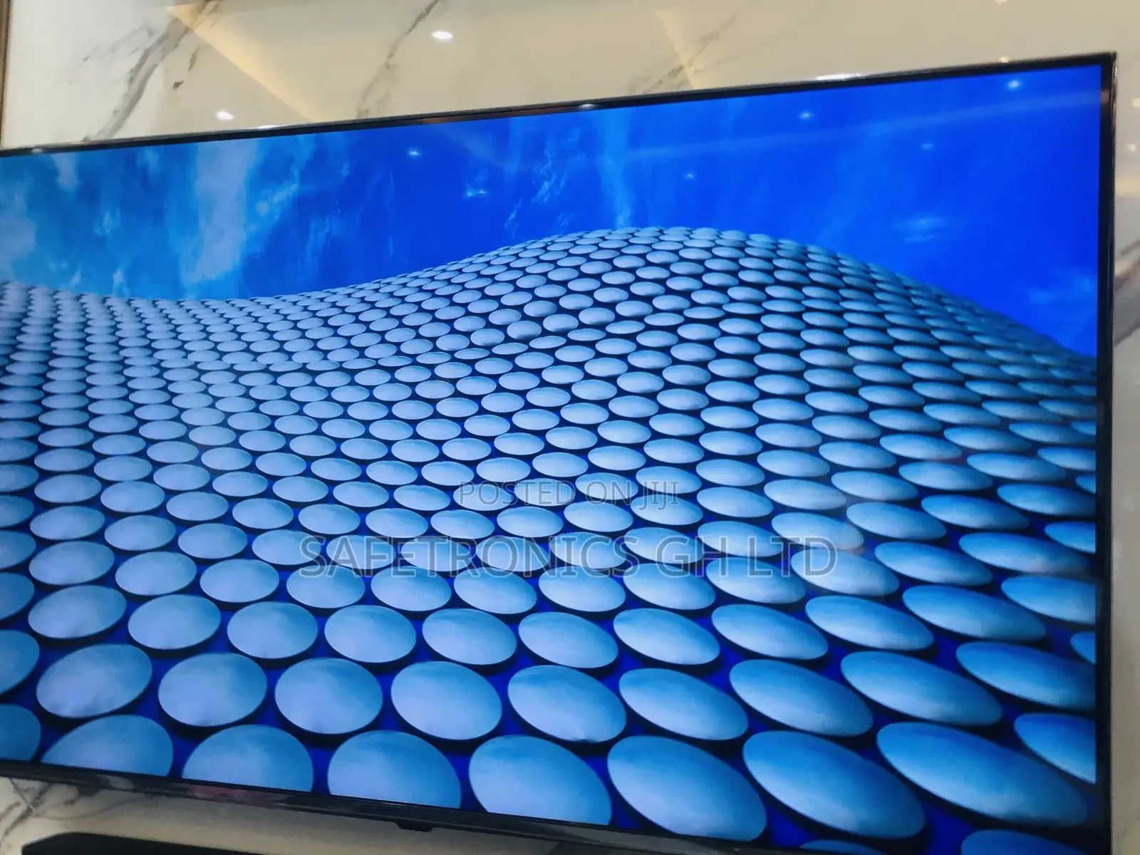 Affordable Quality Samsung 85 Inches UHD AU71 LED Glossy