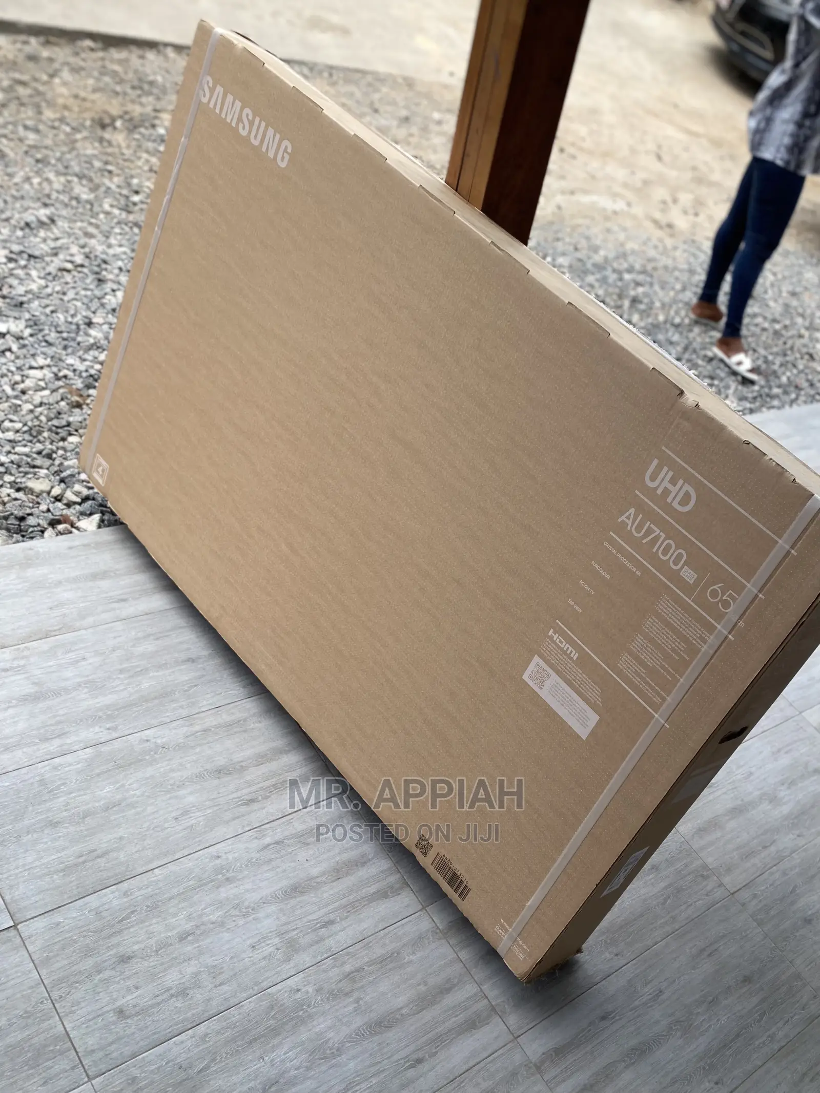 Lovely Samsung 65AU7172 Uhd Smart LED Tv(65 Inch) 