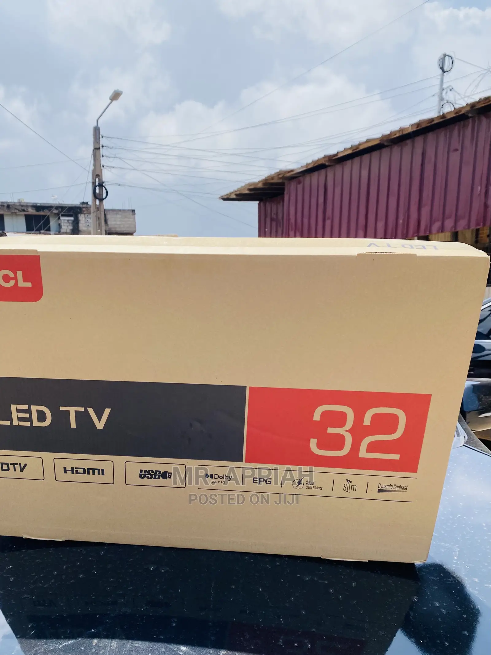 Affordable 32 Inch Digital Satelite LED Tv(32D3200)Black.