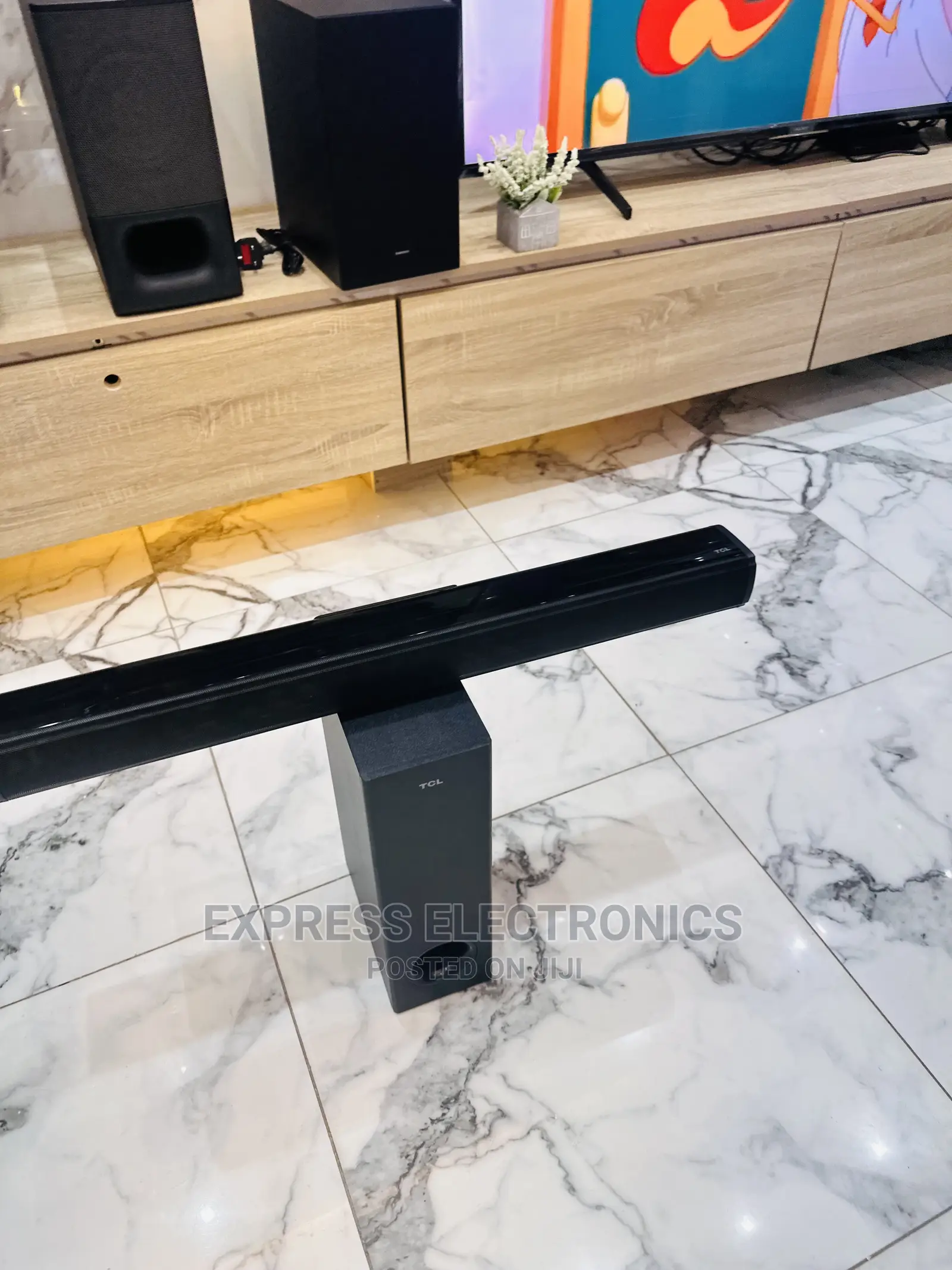 Slim and Sleek Design TCL P332W Soundbar System 350W