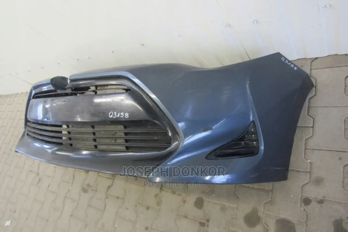 Corolla 2017,2018,2019 Front Bumper Complete (Le) With Light