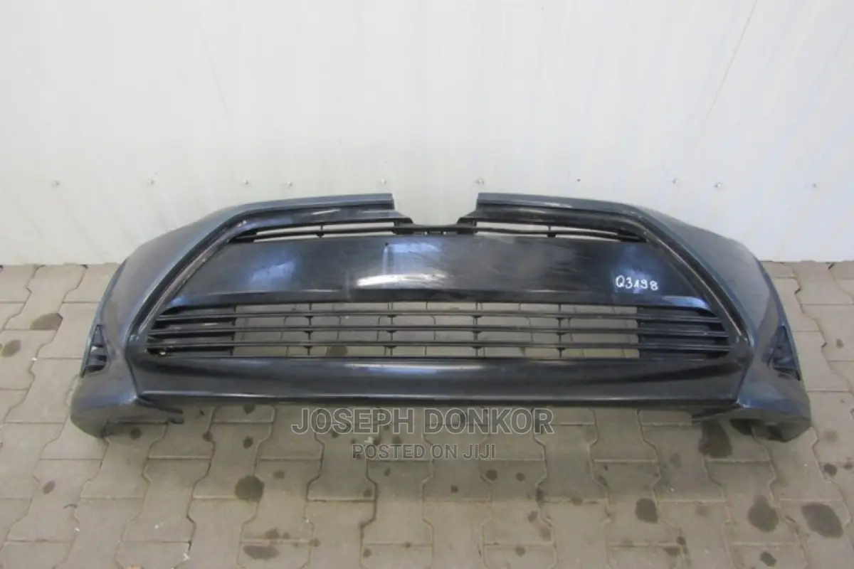 Corolla 2017,2018,2019 Front Bumper Complete (Le) With Light