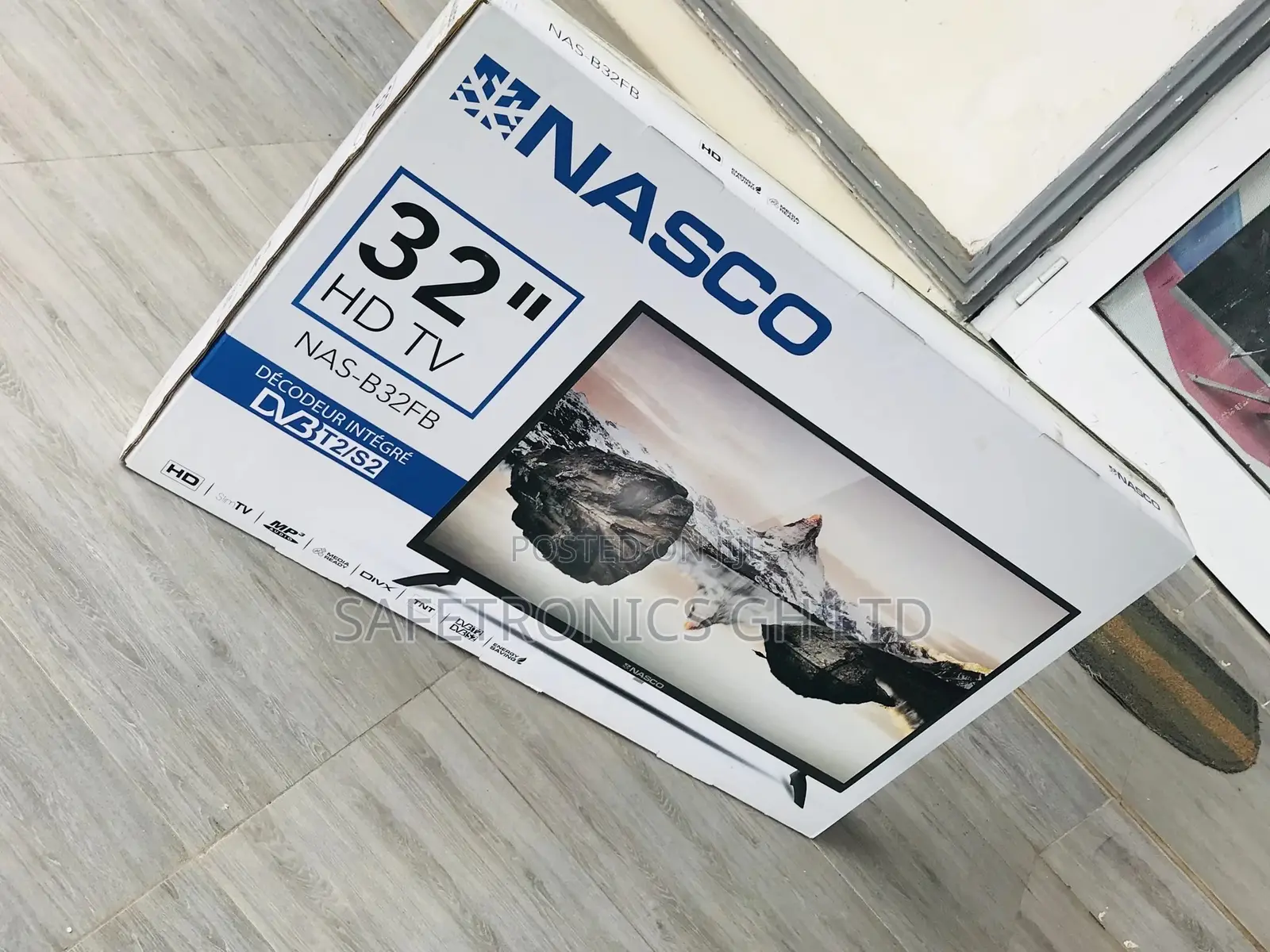 Well Design Nasco 32 Inches Glossy LED Tv