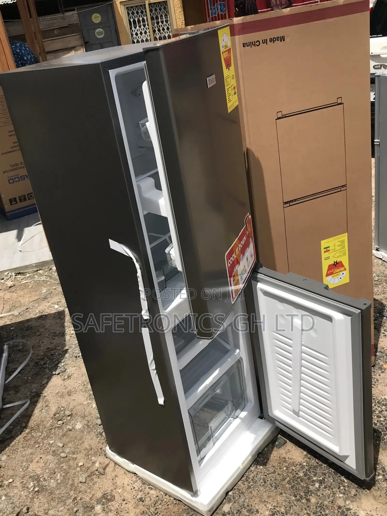 Get Offer on Doubledoor Bottomfreezer Zara-20bf Fridge 
