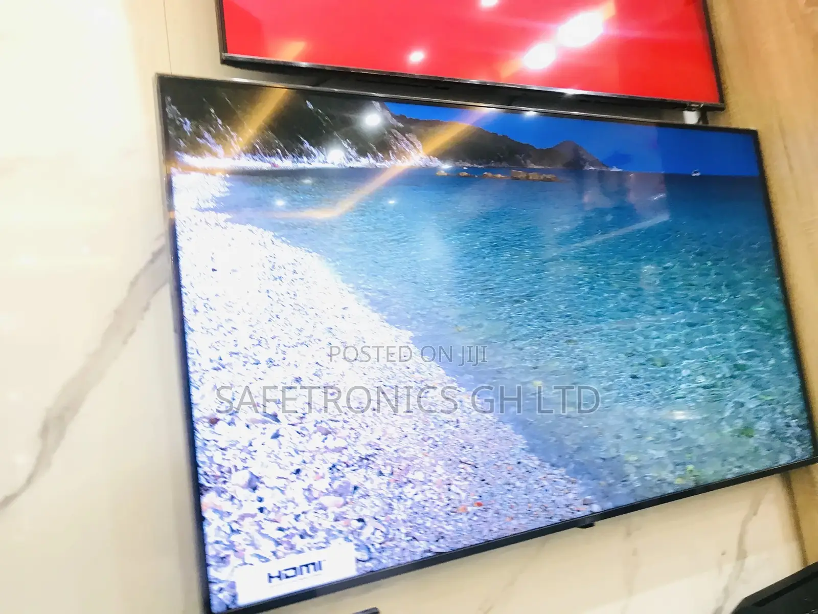 Valuable Smart Samsung Au71 Glossy 50 Inche Tv