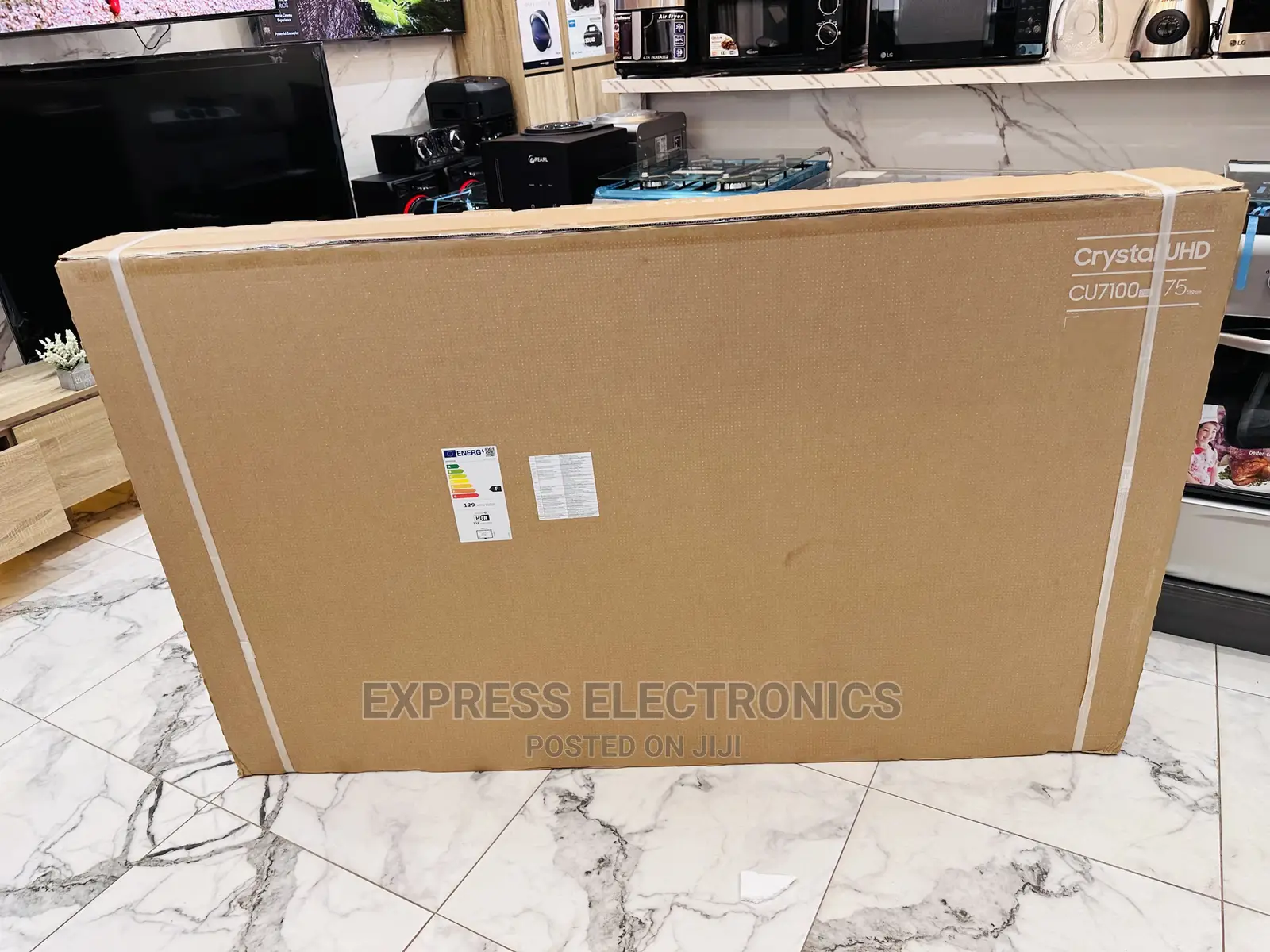 Neatly Sealed UHD Smart Cu7172 75” Samsung